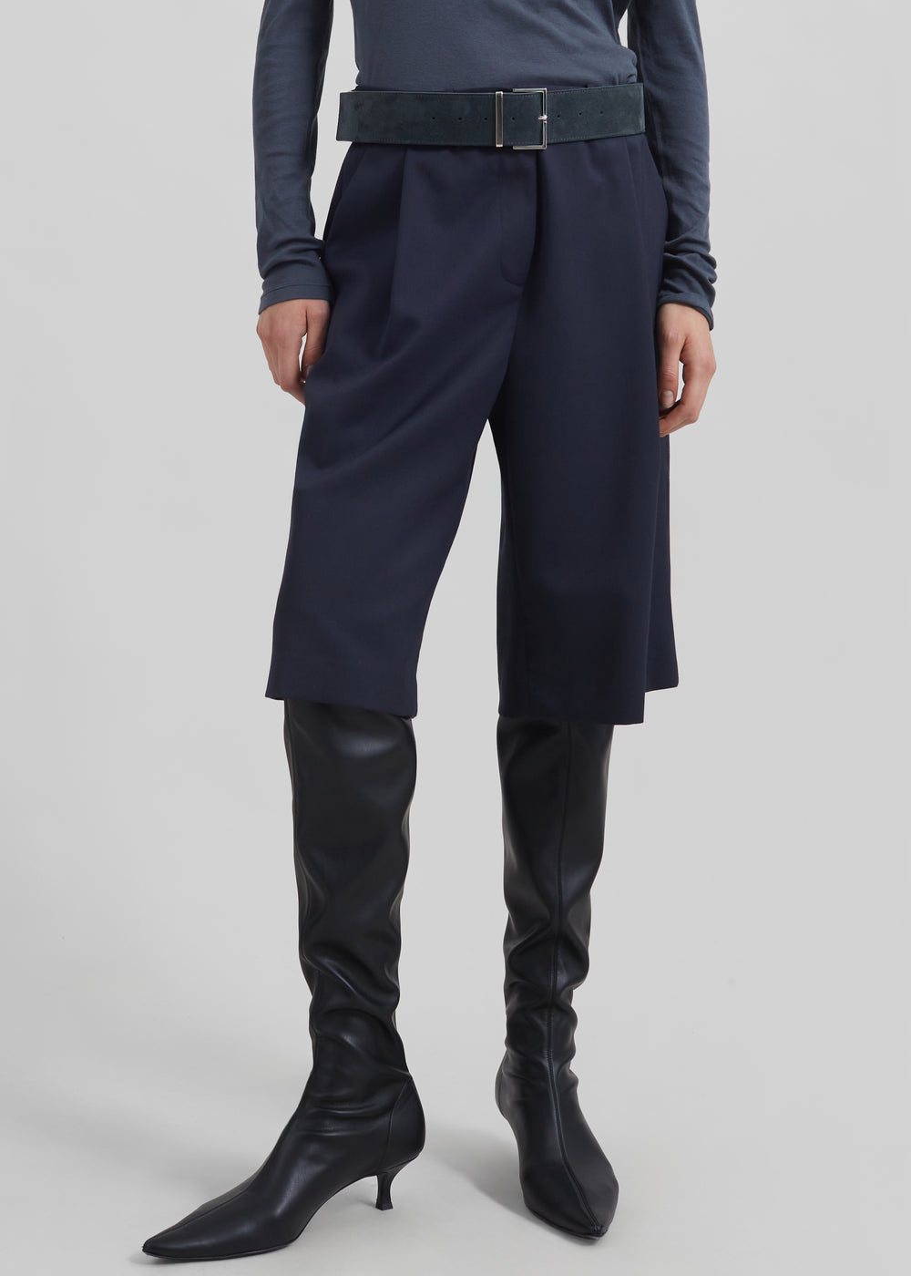 Bilbao Pleated Bermuda Shorts - Navy - 1