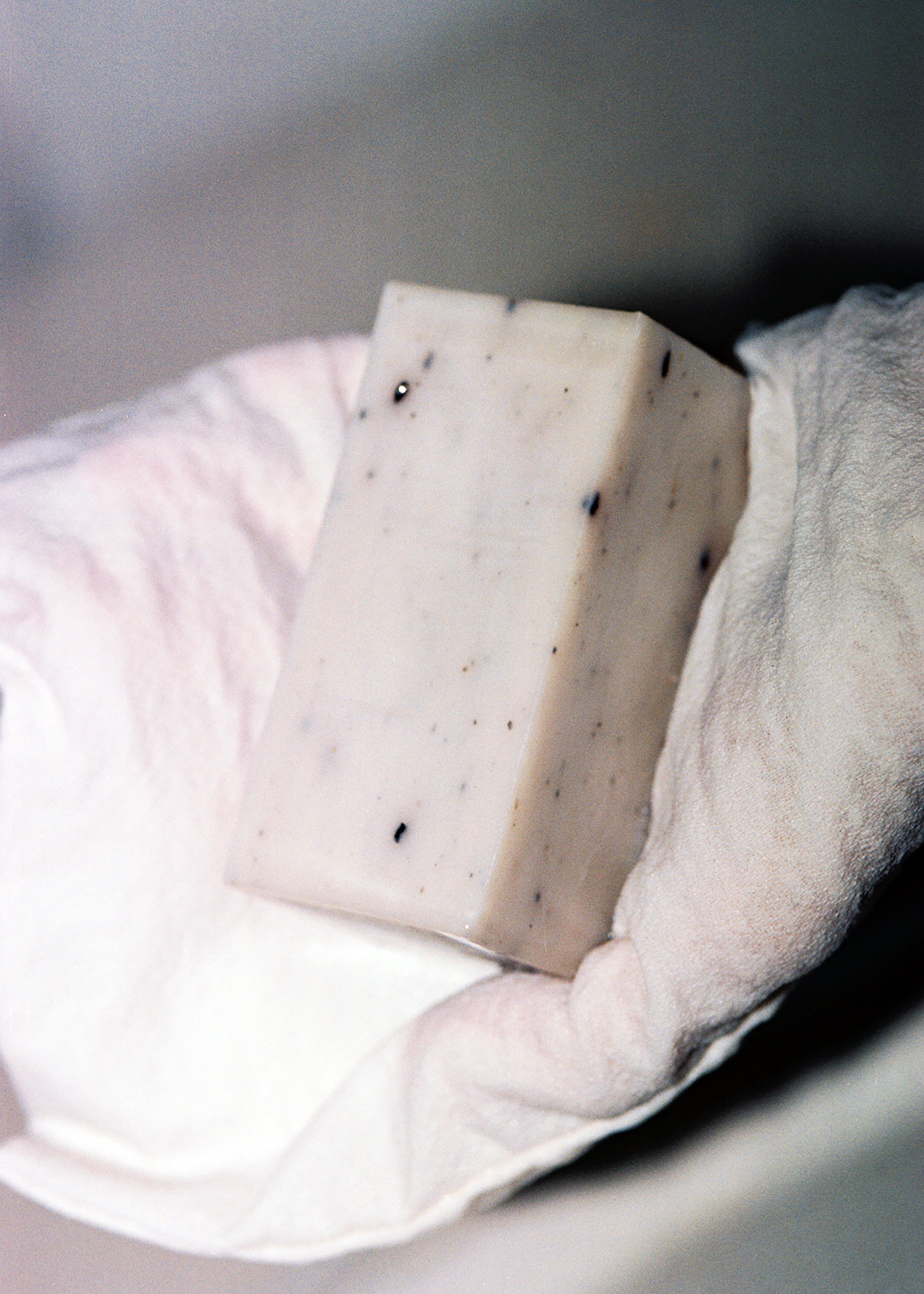 Binu Binu Bar Soap - Seshin Korean Scrub - 6