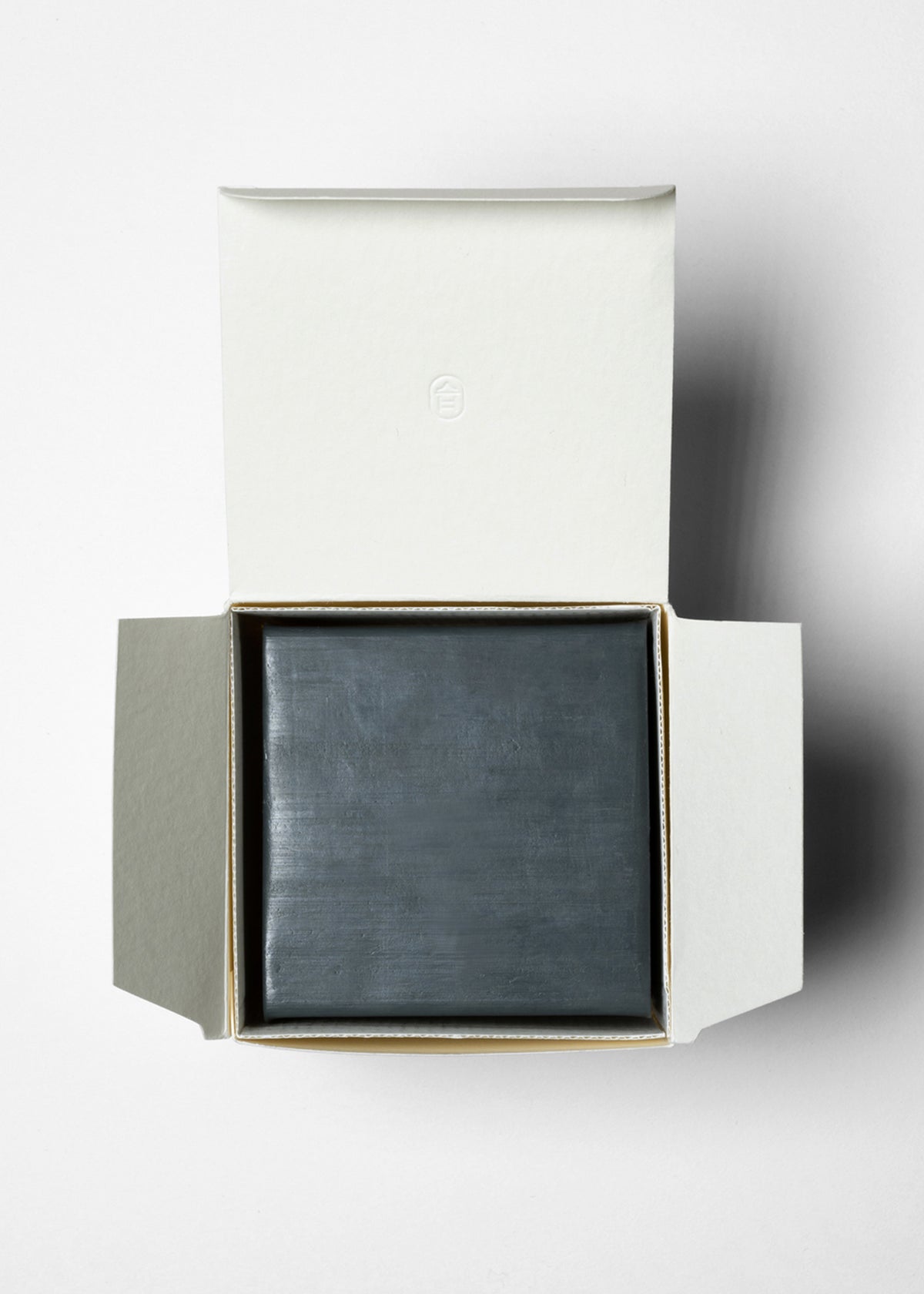 Binu Binu Big Block Soap - Shaman Charcoal - 2