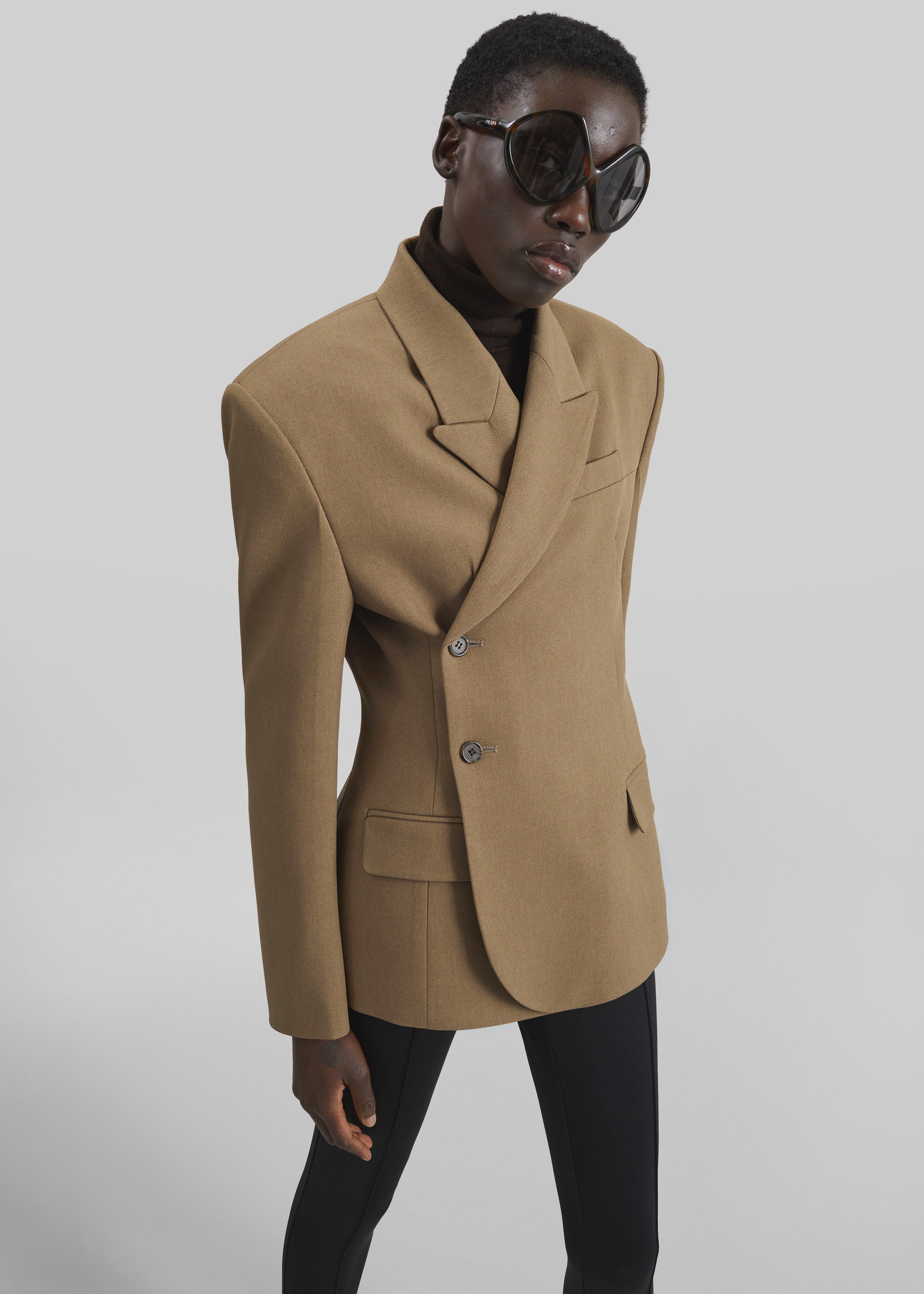 Blerick Crossover Blazer - Camel – The Frankie Shop Blerick Crossover Blazer - Camel – The Frankie Shop