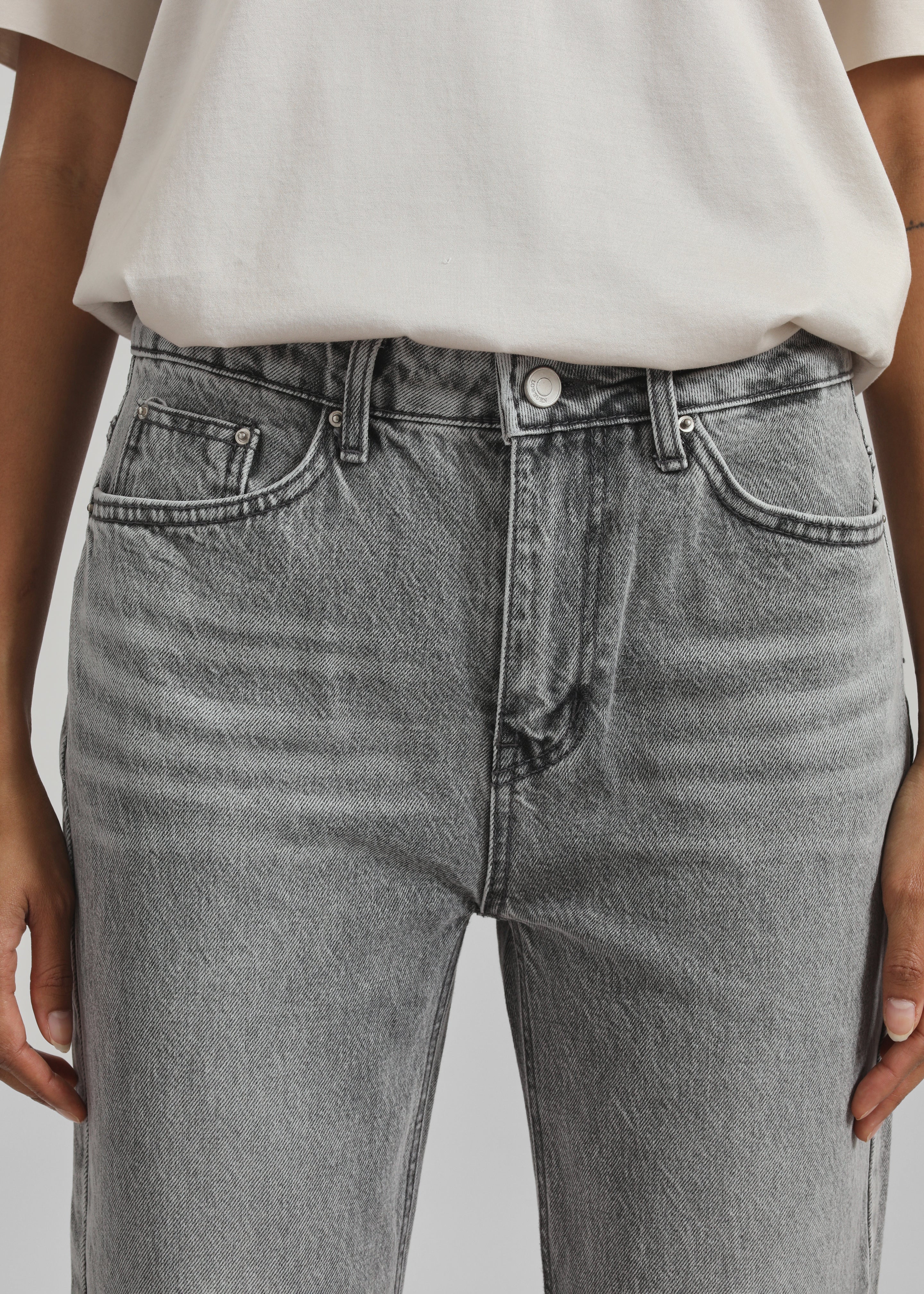 Brannor Straight Leg Jeans - Grey Wash - 3