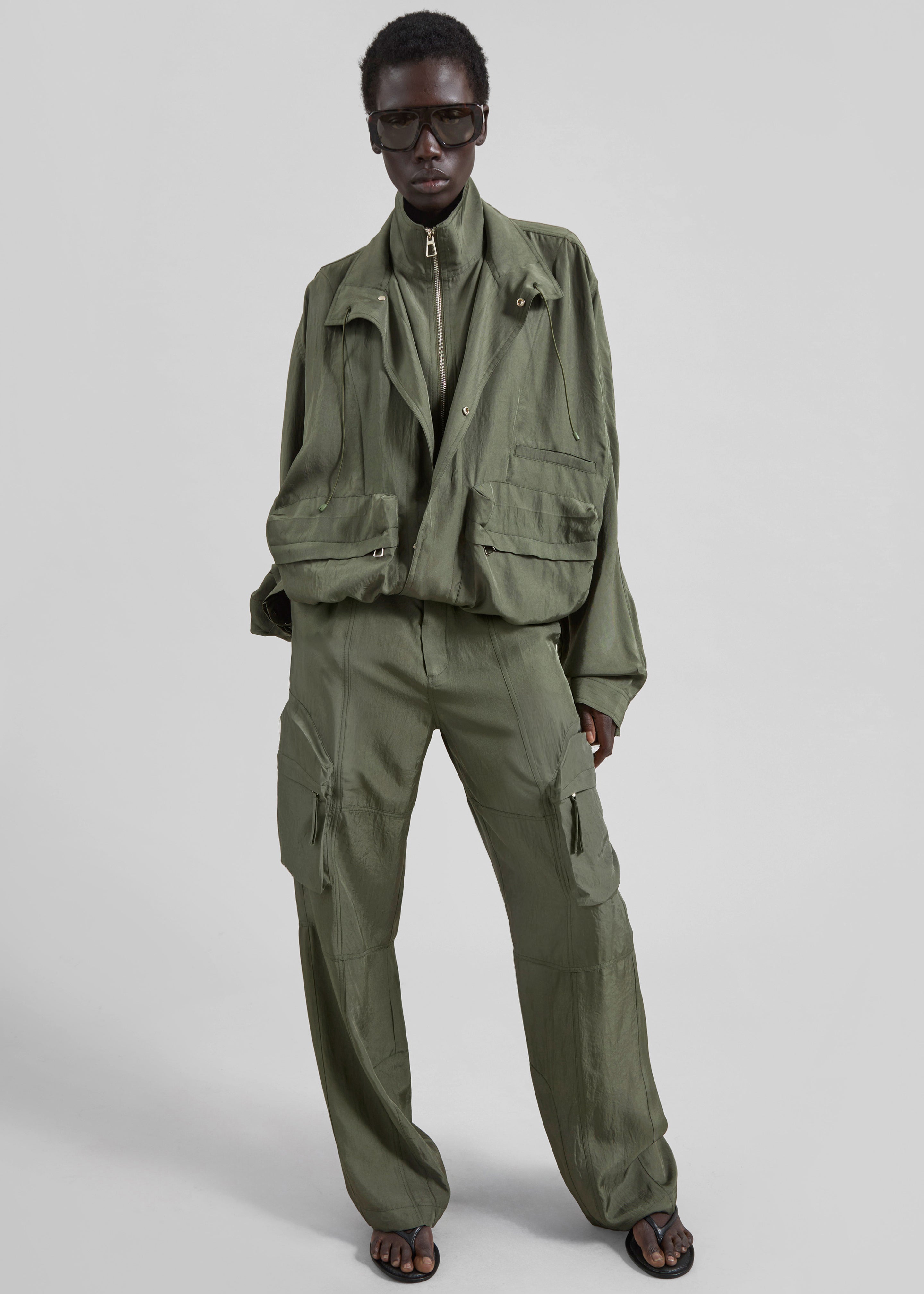 Breya Fluid Jacket - Moss Green - 7