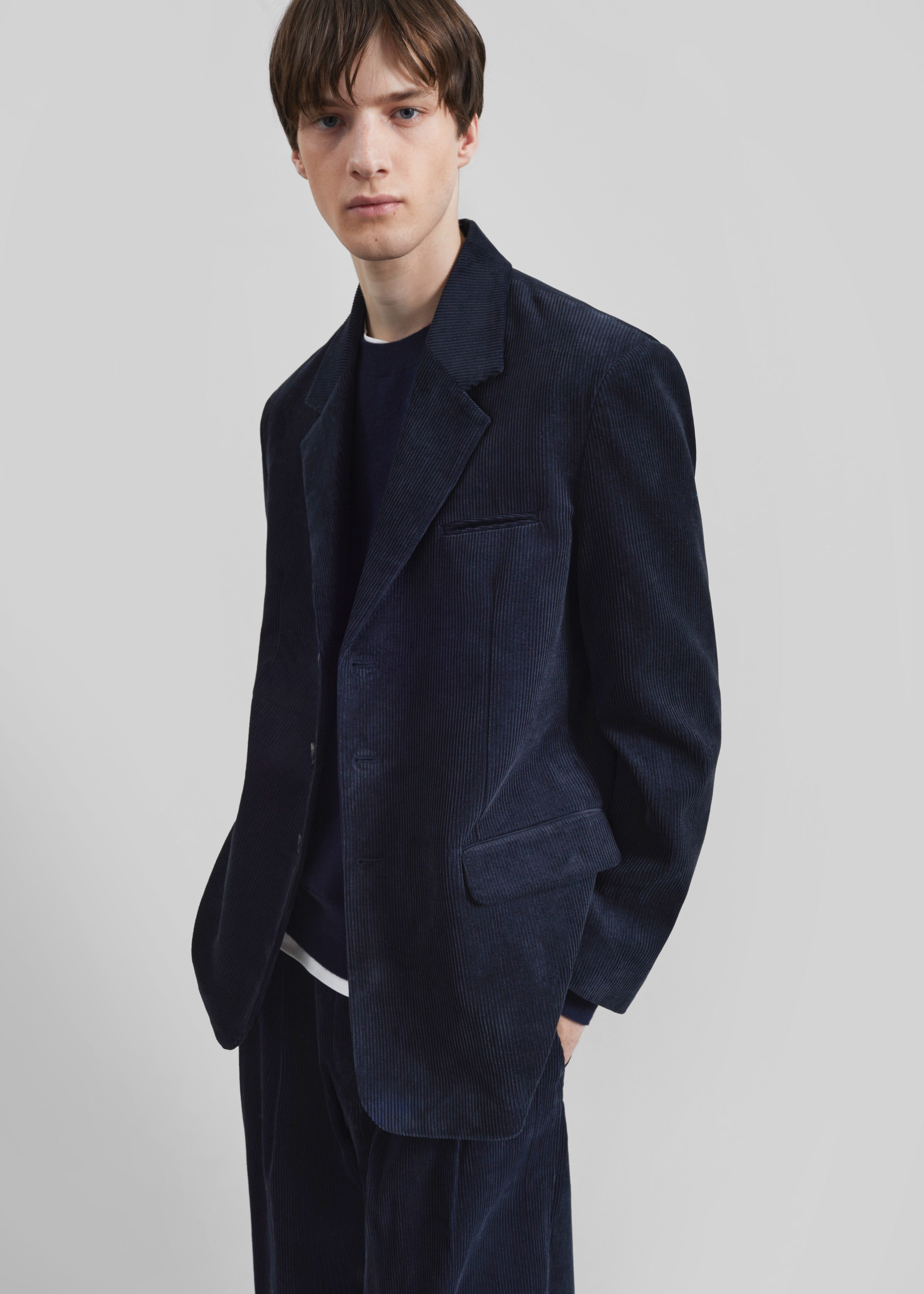Bryant Corduroy Blazer - Dark Navy – The Frankie Shop
