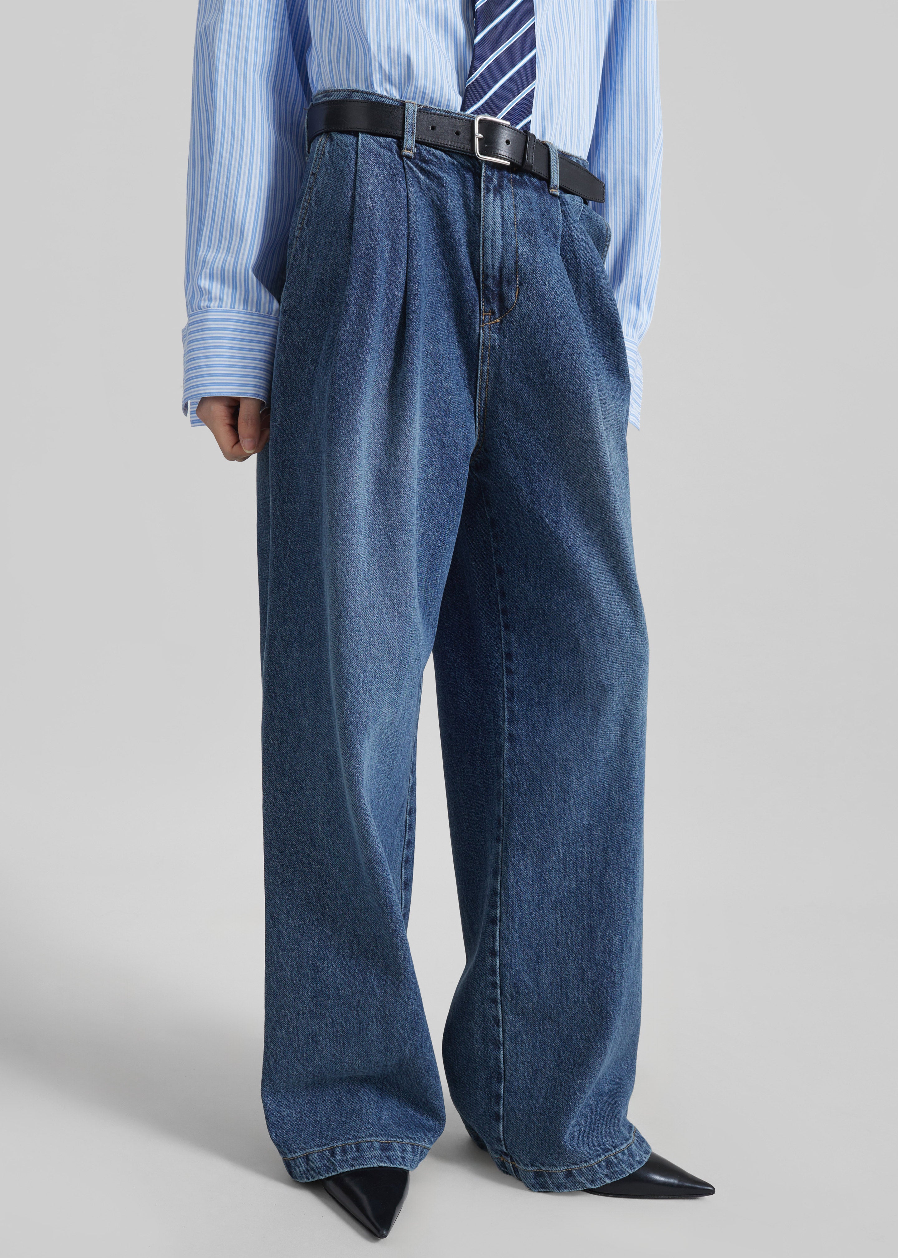 Buxton Pleated Wide Jeans - Medium Wash - 5