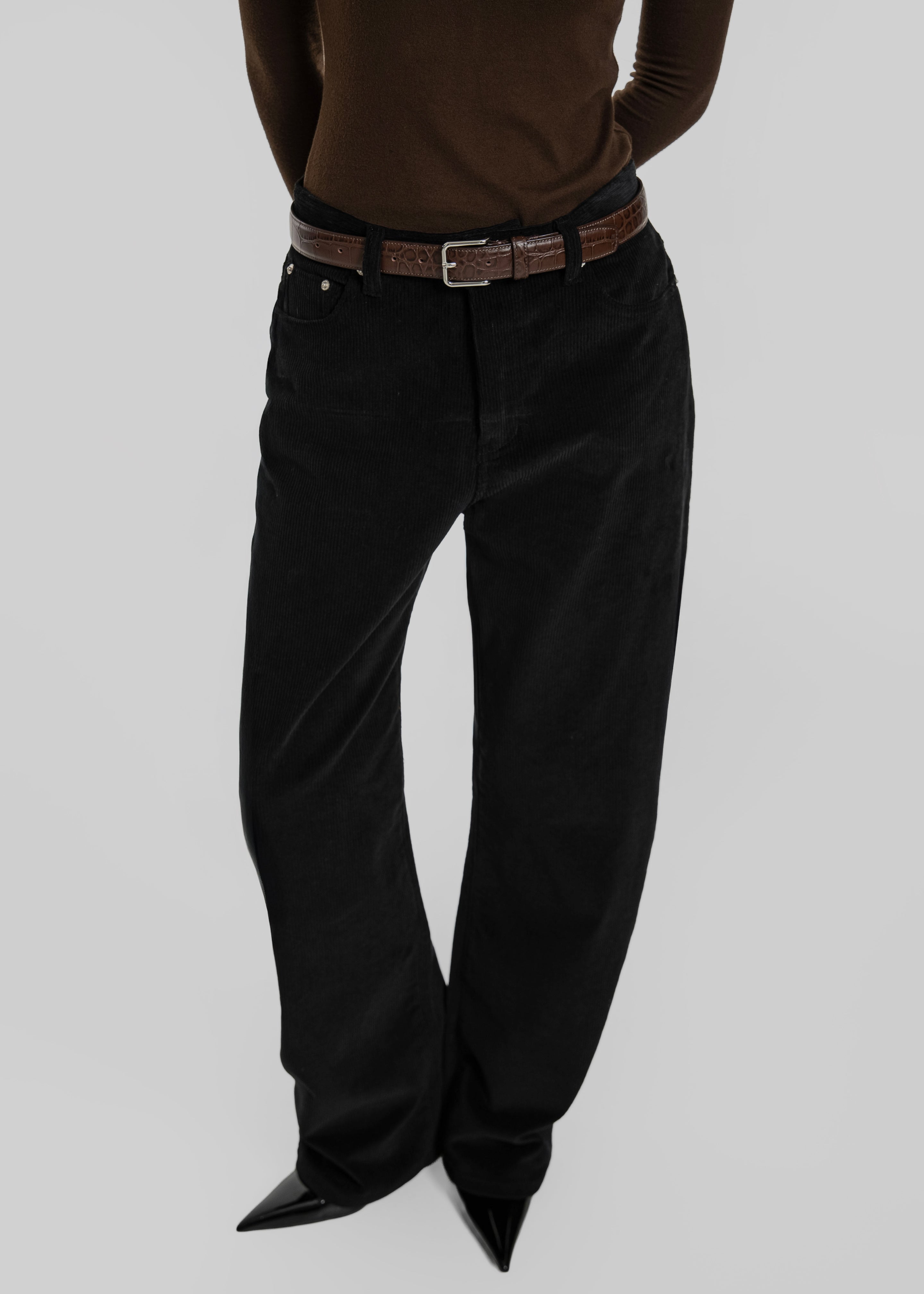 Caistor Corduroy Barrel Leg Pants - Black – The Frankie Shop