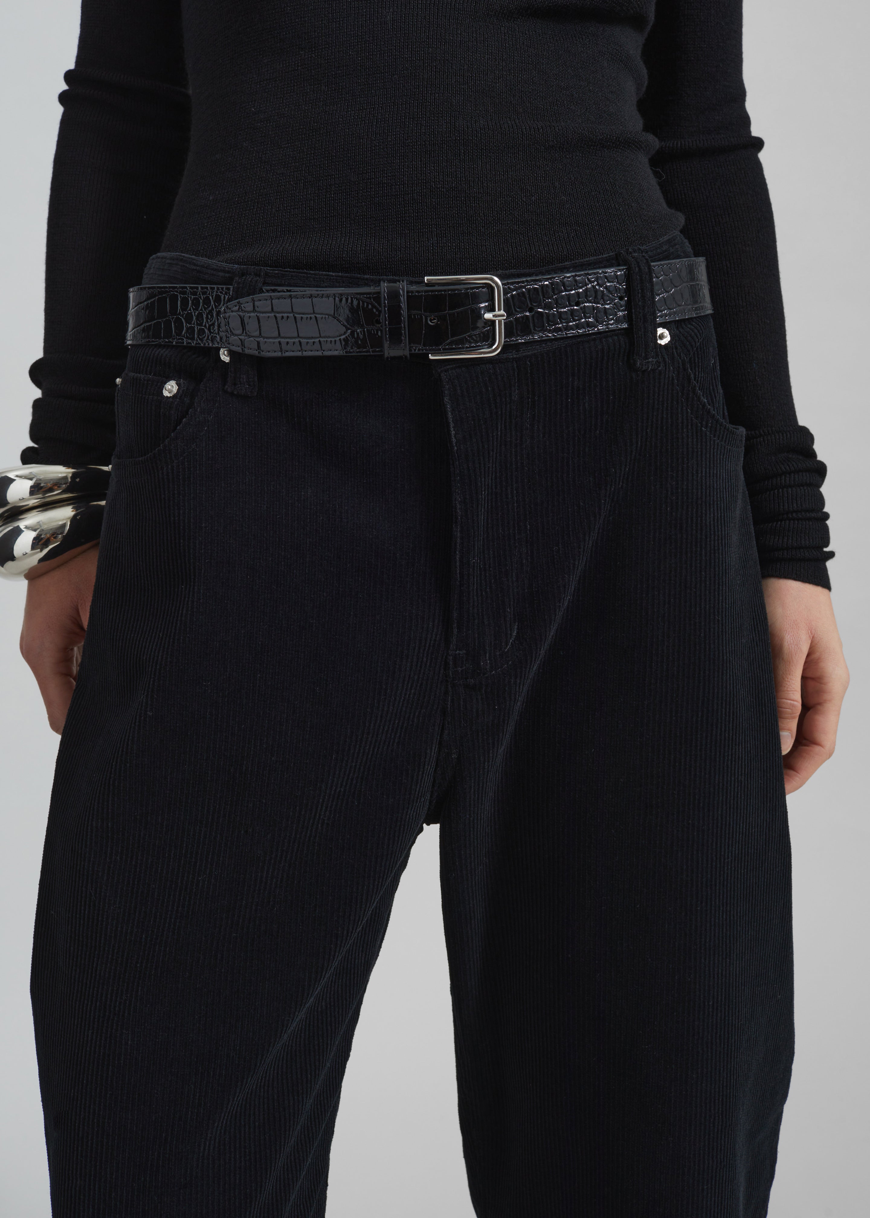 Caistor Corduroy Barrel Leg Pants - Black - 3