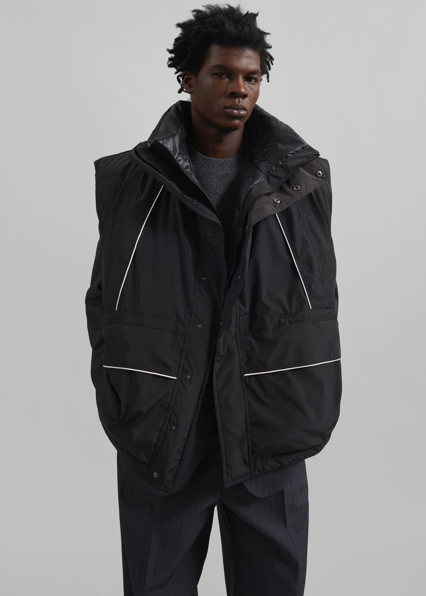 Calais Oversized Sleeveless Puffer Jacket - Black