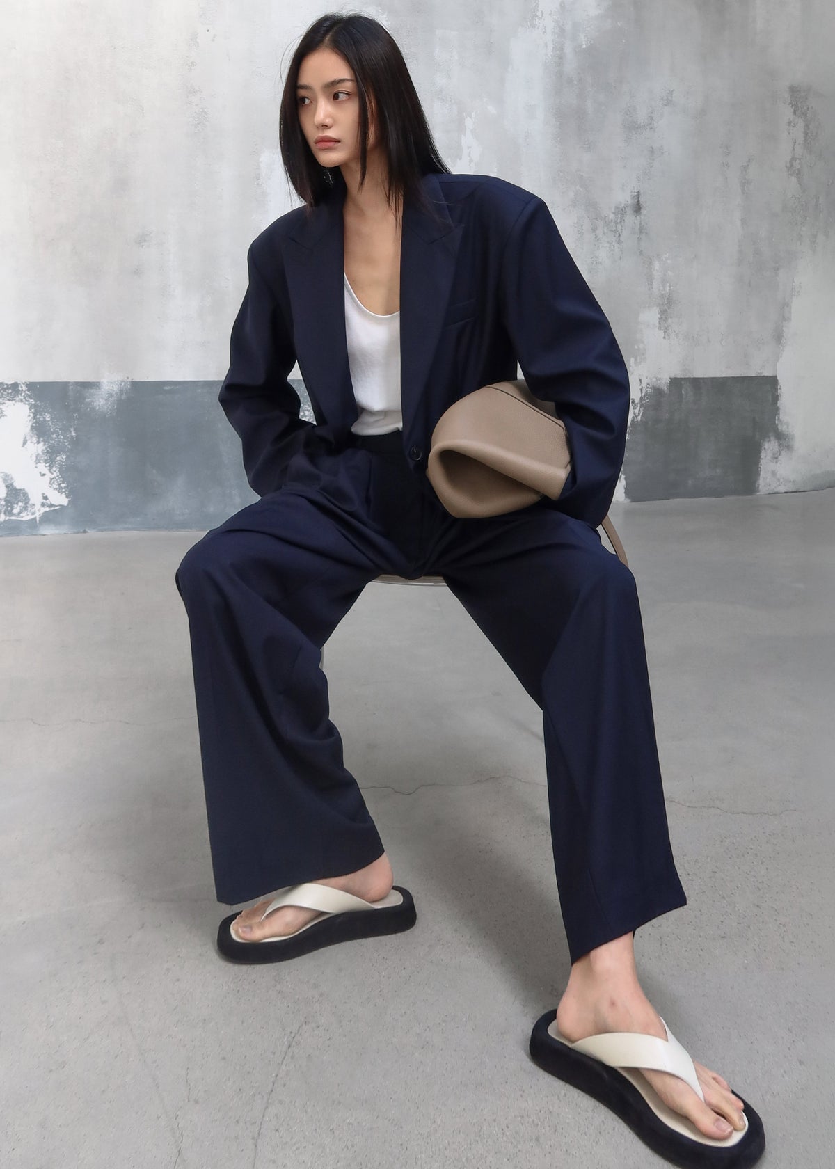 Canmore Double Vent Blazer - Navy - 11