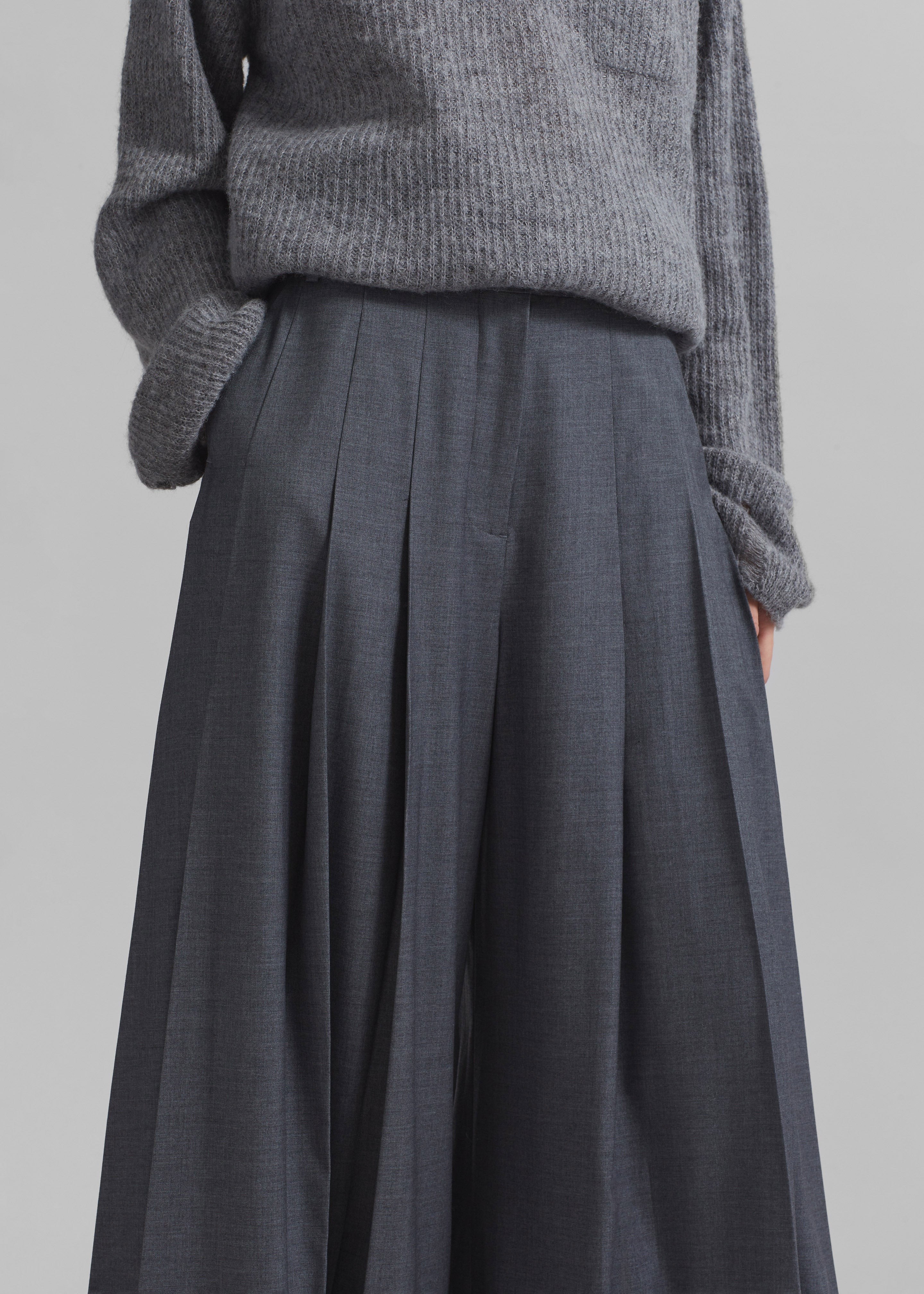 Carrick Pleated Wide Trousers - Dark Grey Melange - 11