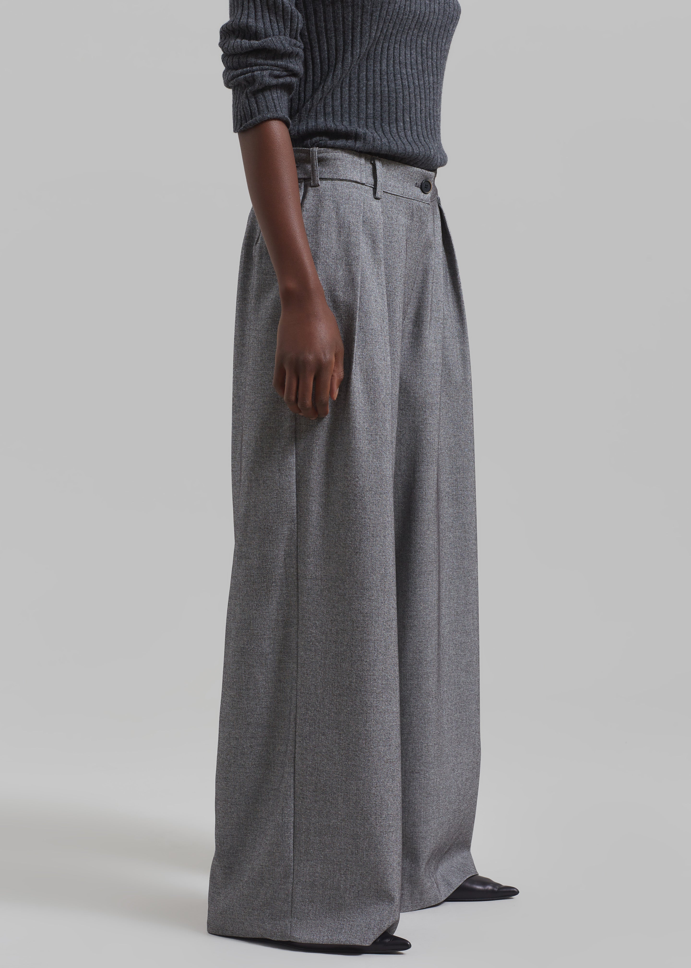 Casey Pleated Trousers - Grey