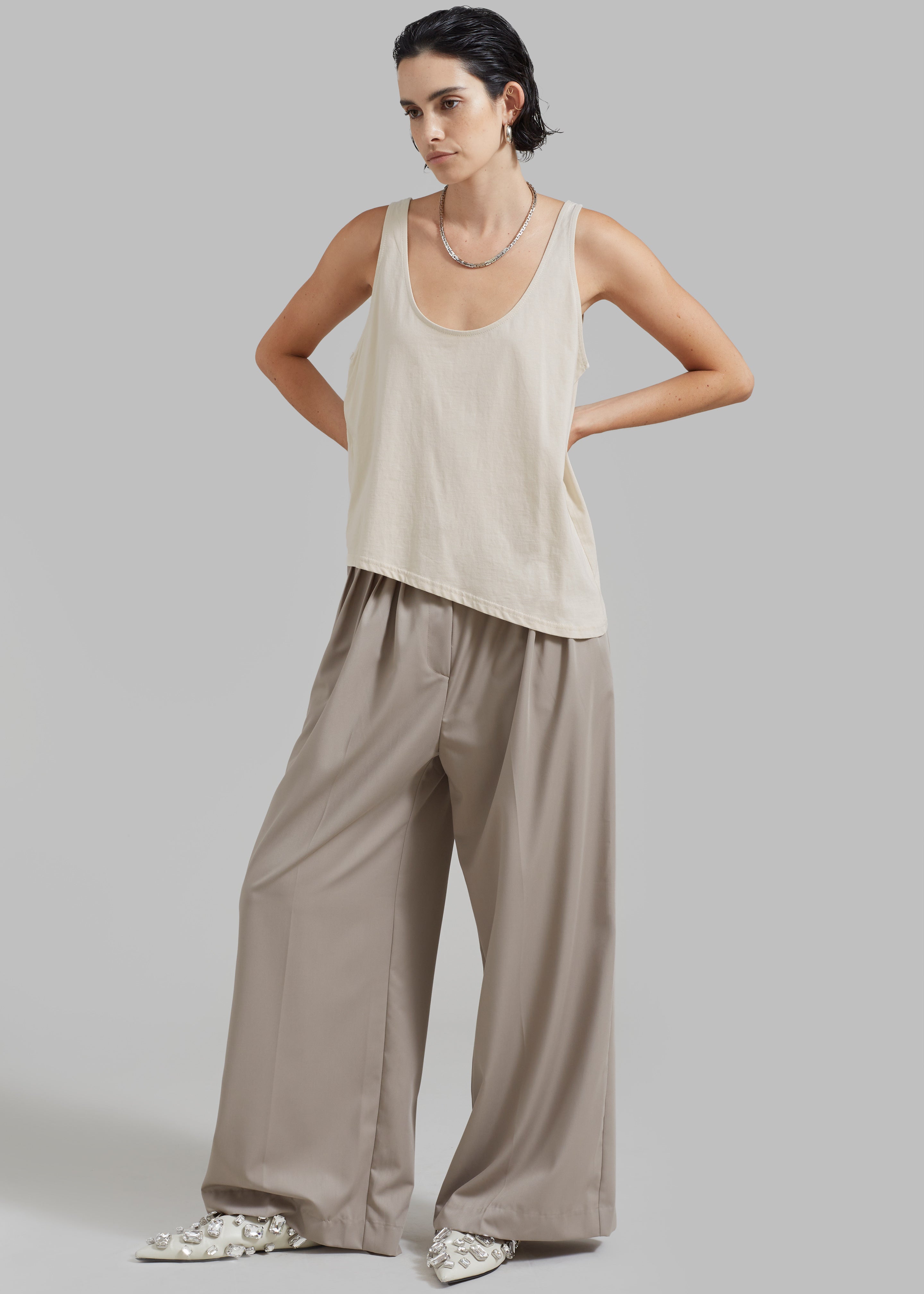 Catalina Pleated Trousers - Grey – The Frankie Shop