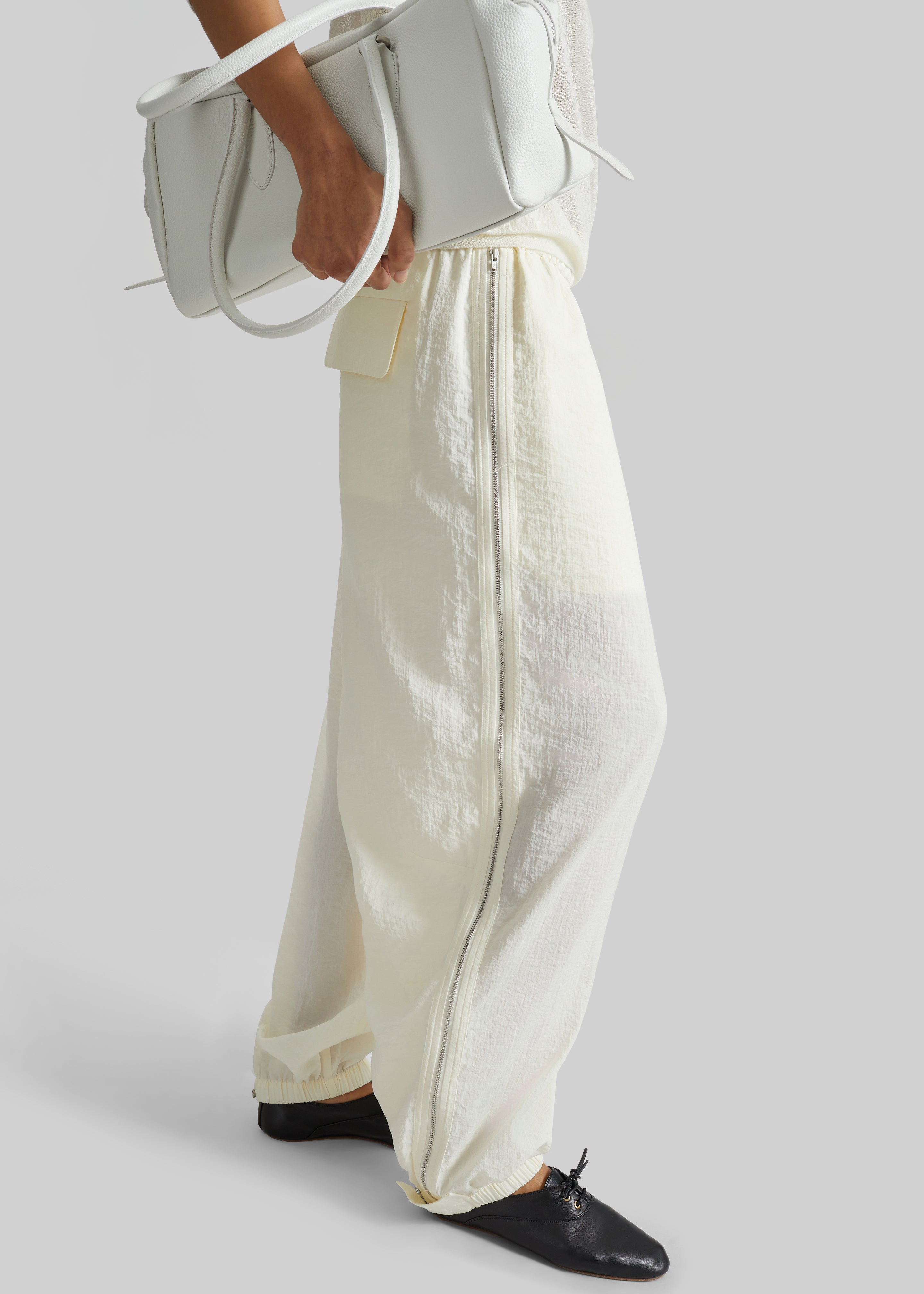 CO Articulated Vented Pants - Milk - 3