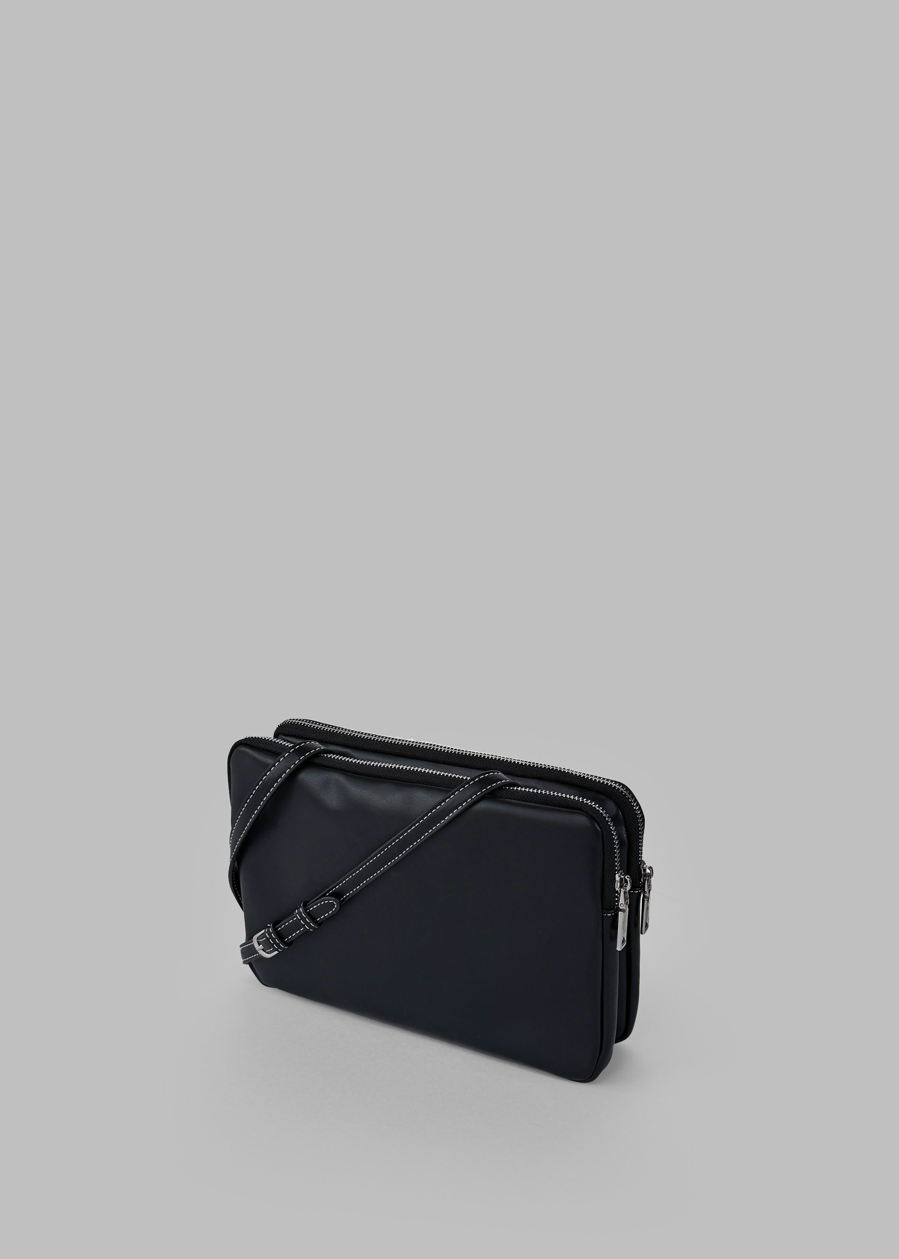 Colby Square Zip Bag - Black - 9