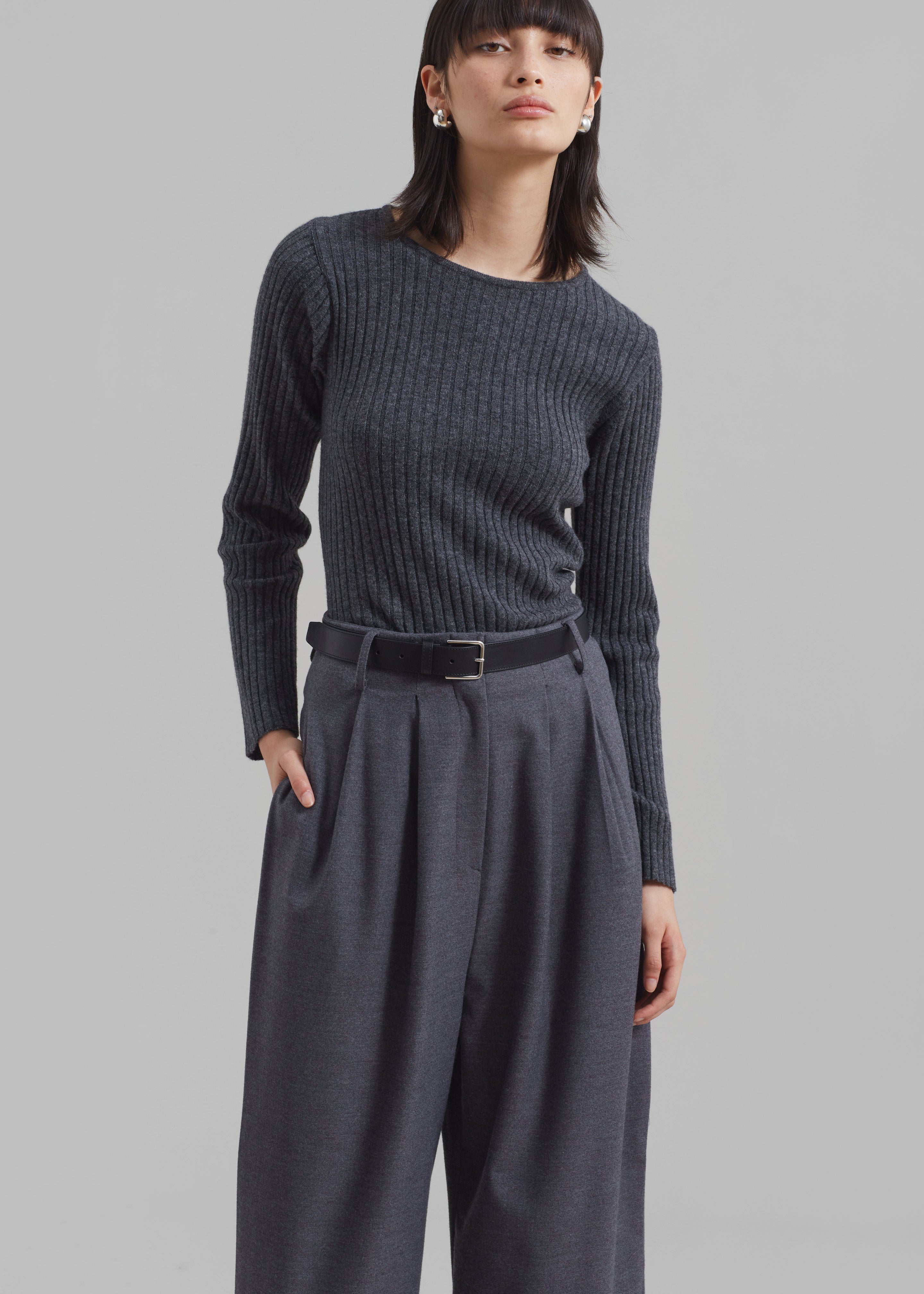 Cora Ribbed Sweater - Charcoal - 6