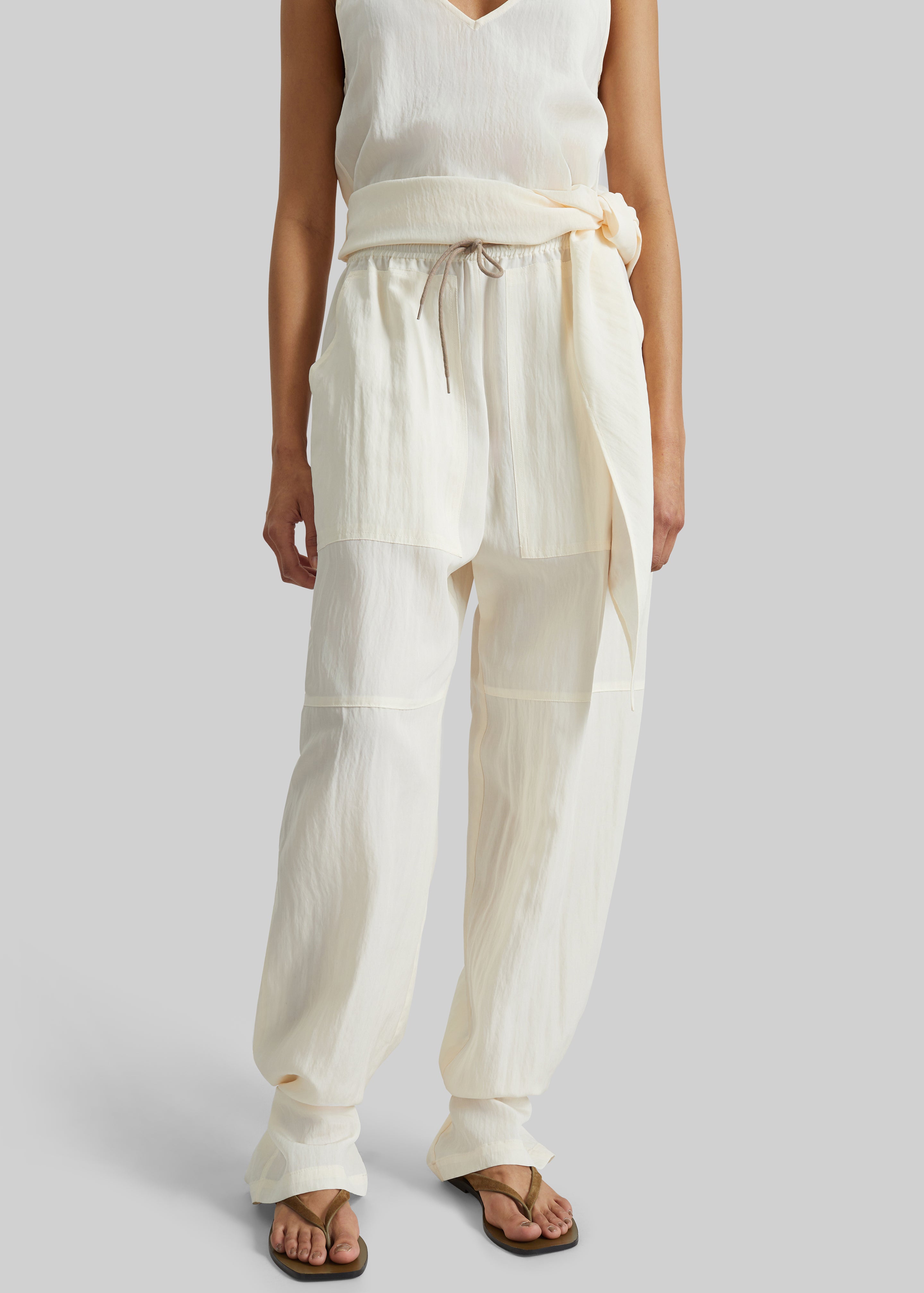 Zia Pintuck Trousers - White – The Frankie Shop