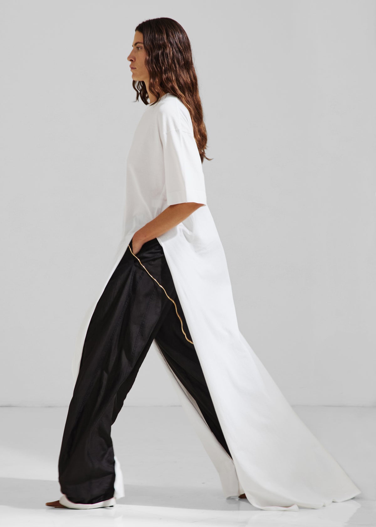 Darkpark Gia Oversized Long Tee With Splits - White - 1