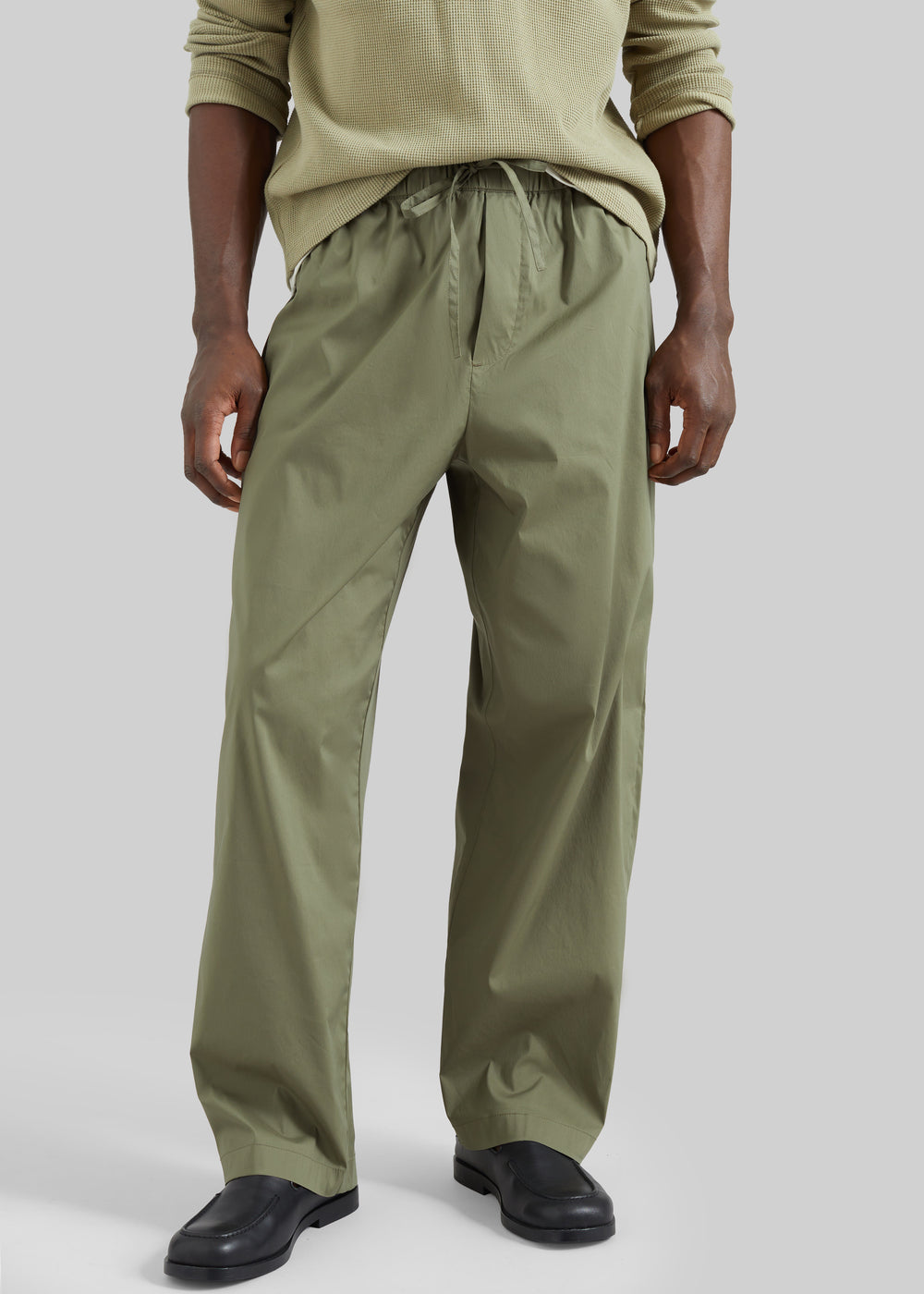 Darkpark Ian Jogger Fit Pants - Military Green - 1