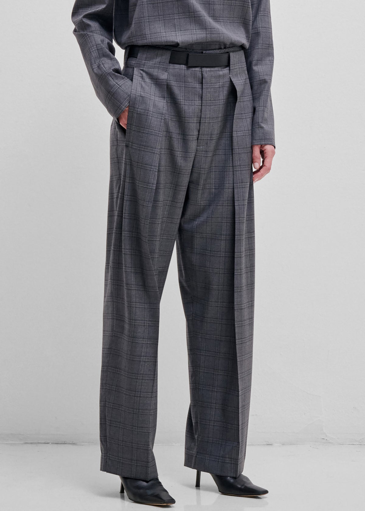 Darkpark Ronda Leather Belt Wool Trousers - Dark Grey - 2