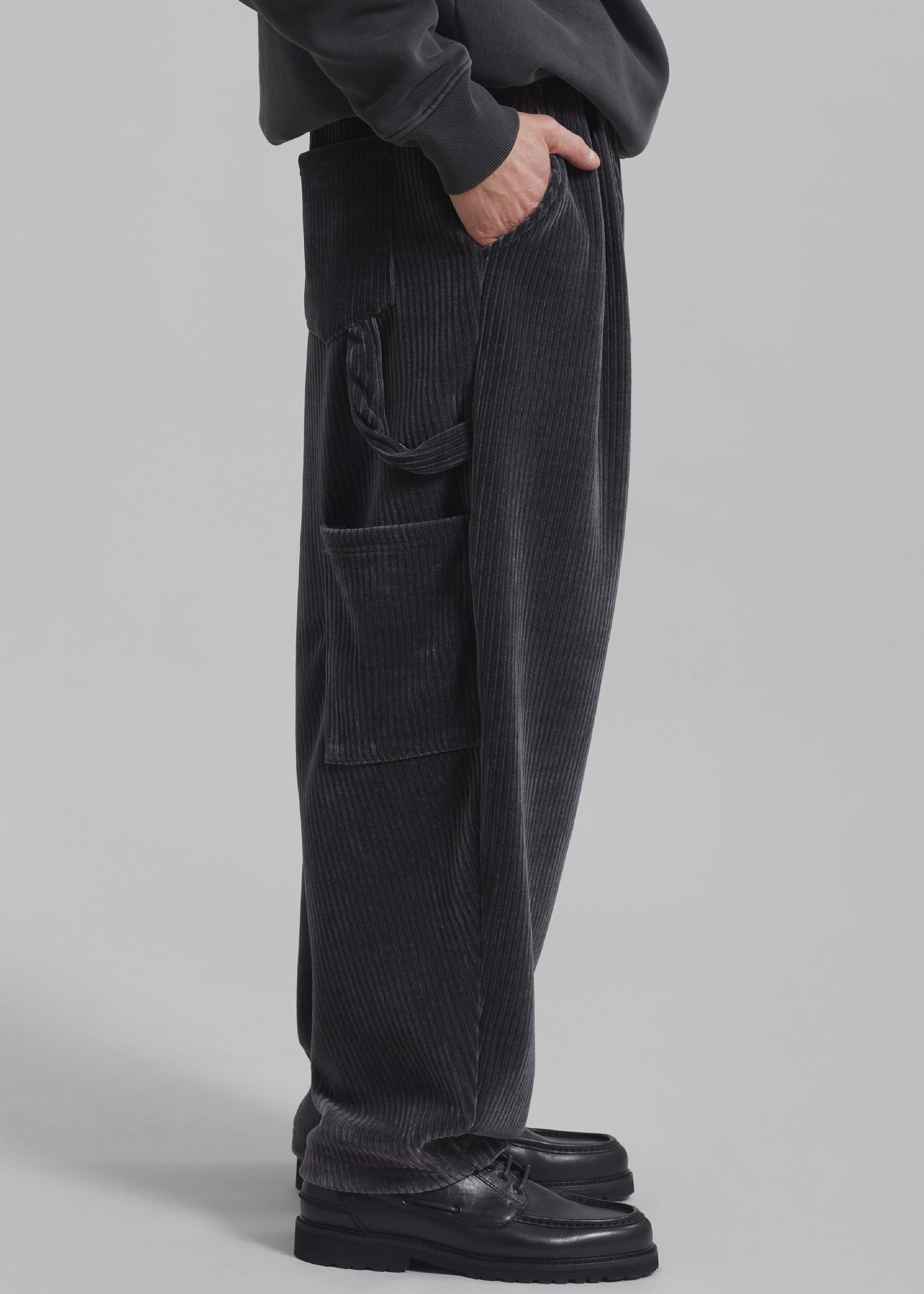 Declan Corduroy Pants - Charcoal – The Frankie Shop