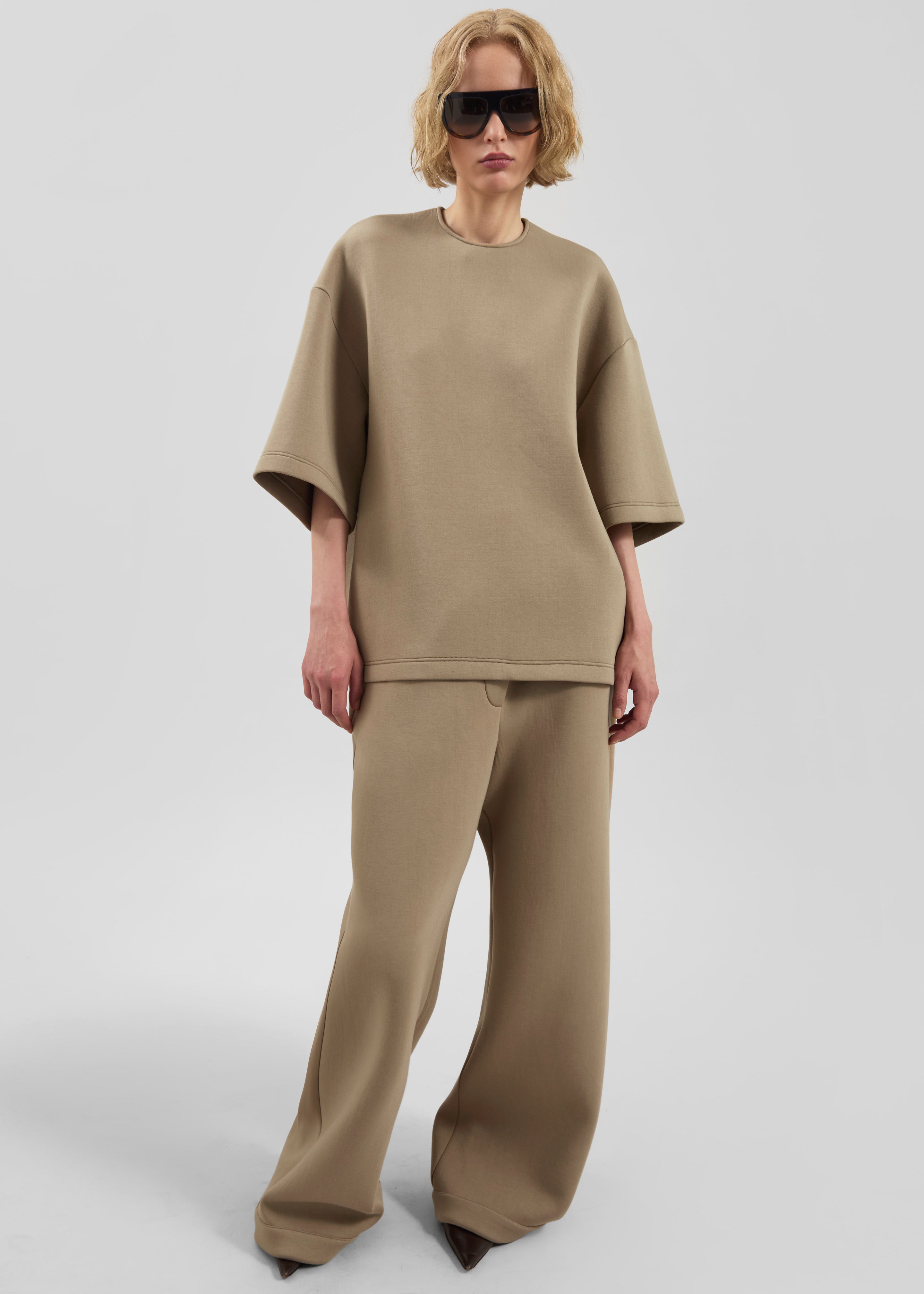 Mirca Neoprene Elastic Pants - Camel – The Frankie Shop