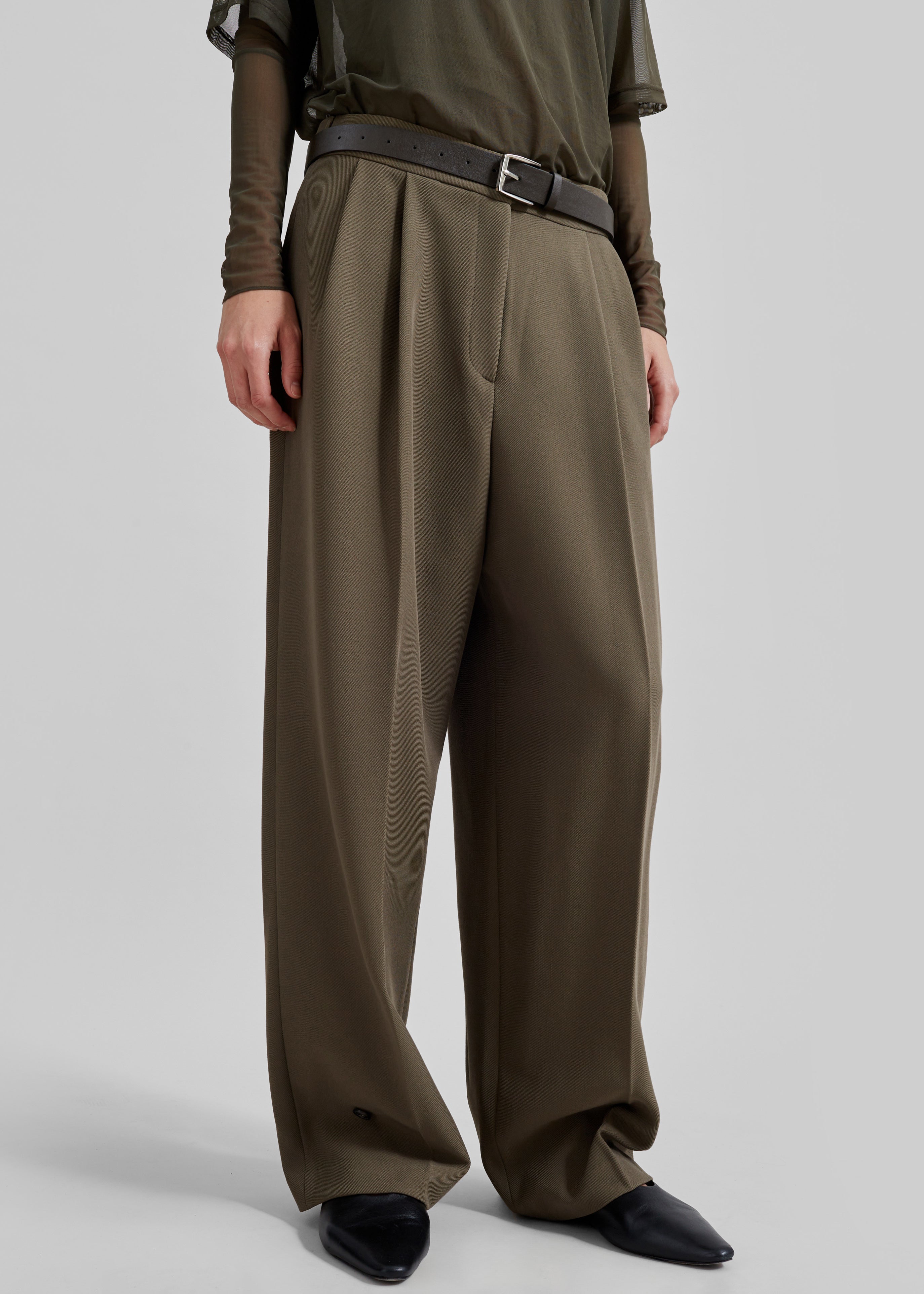 Dina Pleated Trousers - Khaki - 7