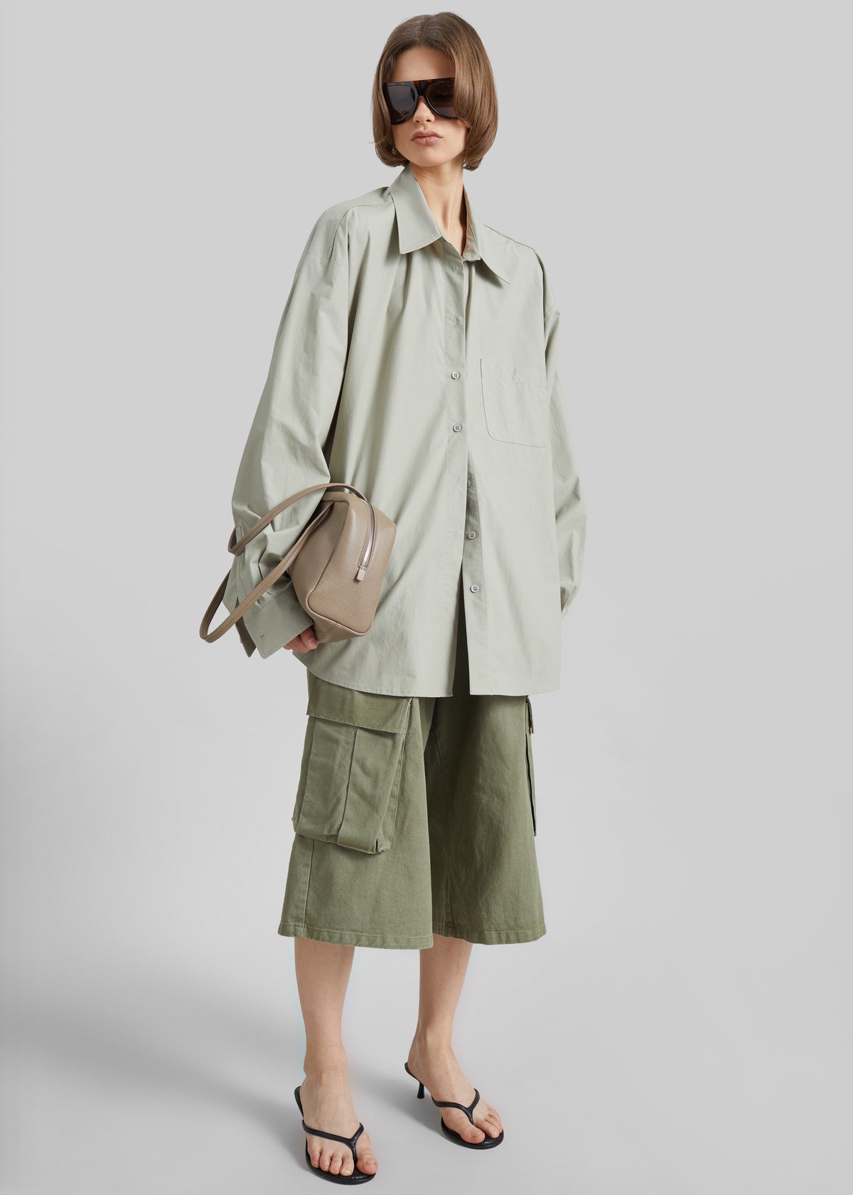 Dorva Cargo Bermuda Shorts - Pale Olive - 1