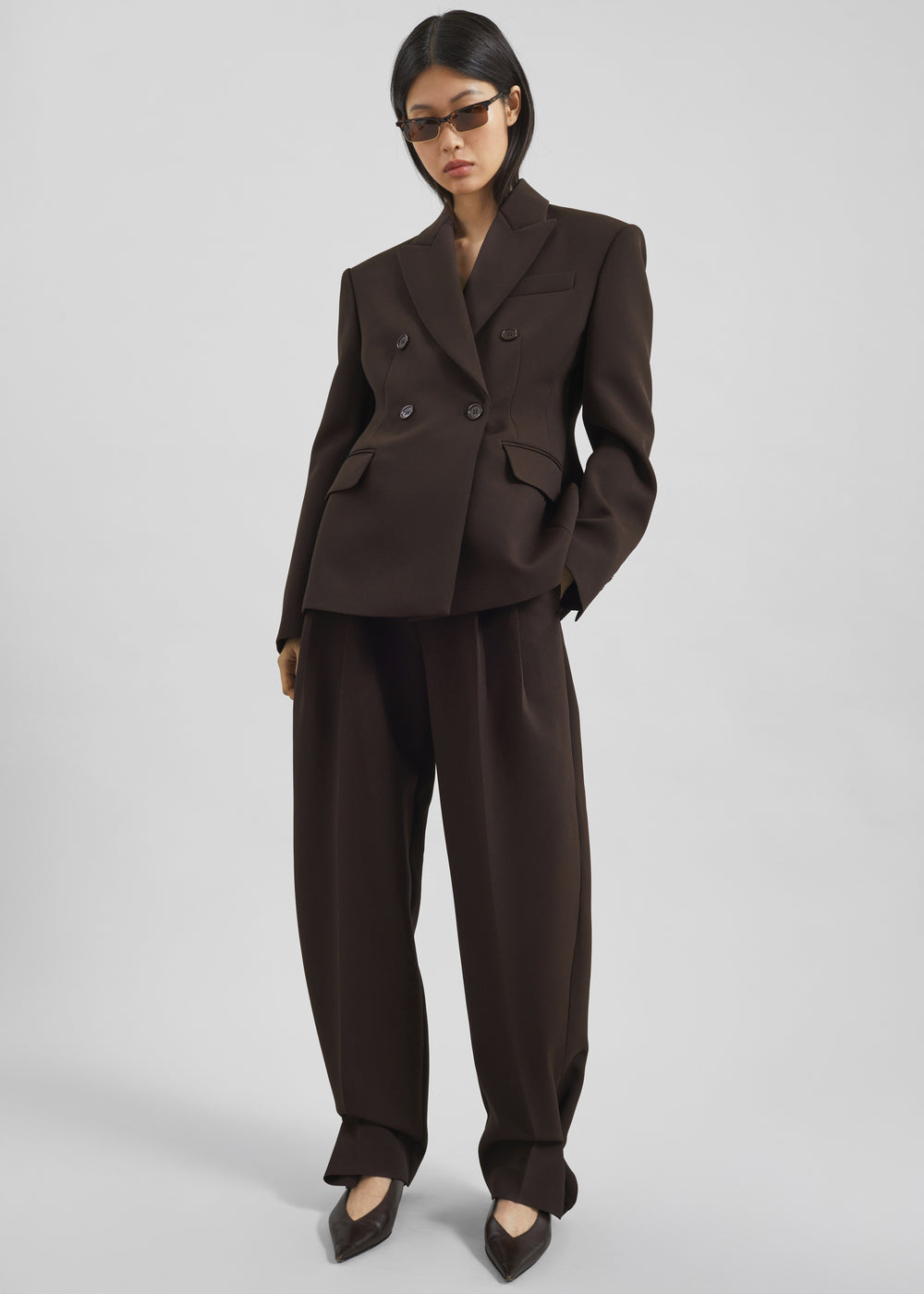 Doyer Pleated Trousers - Brown