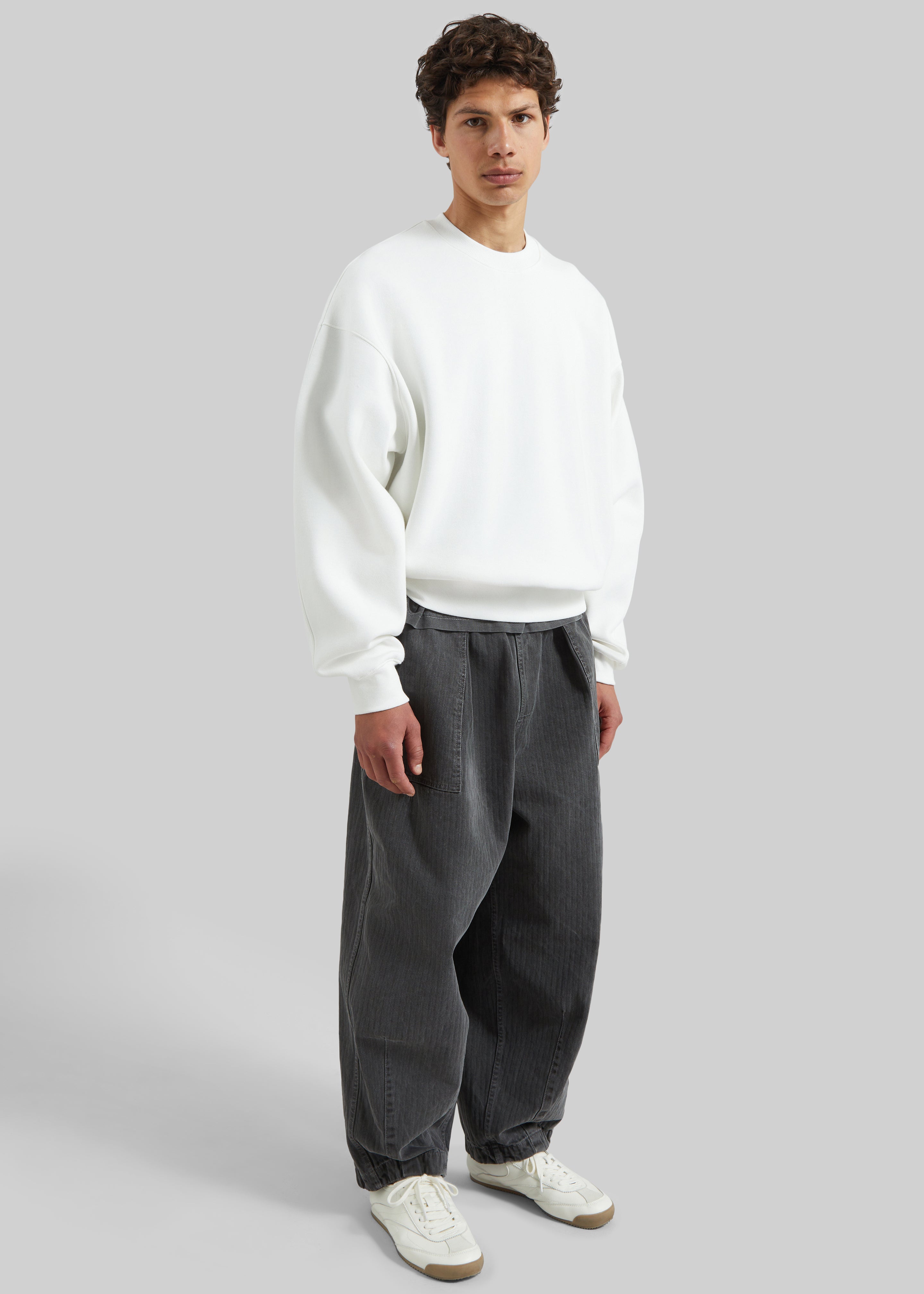 Dunloy Oversized Sweatshirt - White - 2