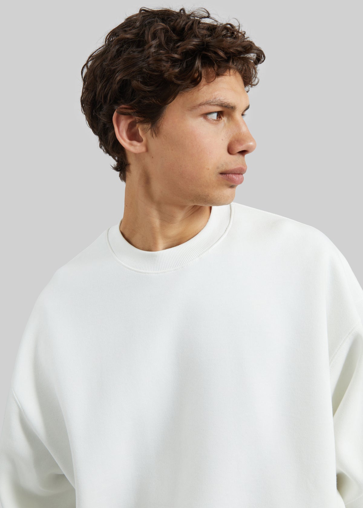 Dunloy Oversized Sweatshirt - White - 3