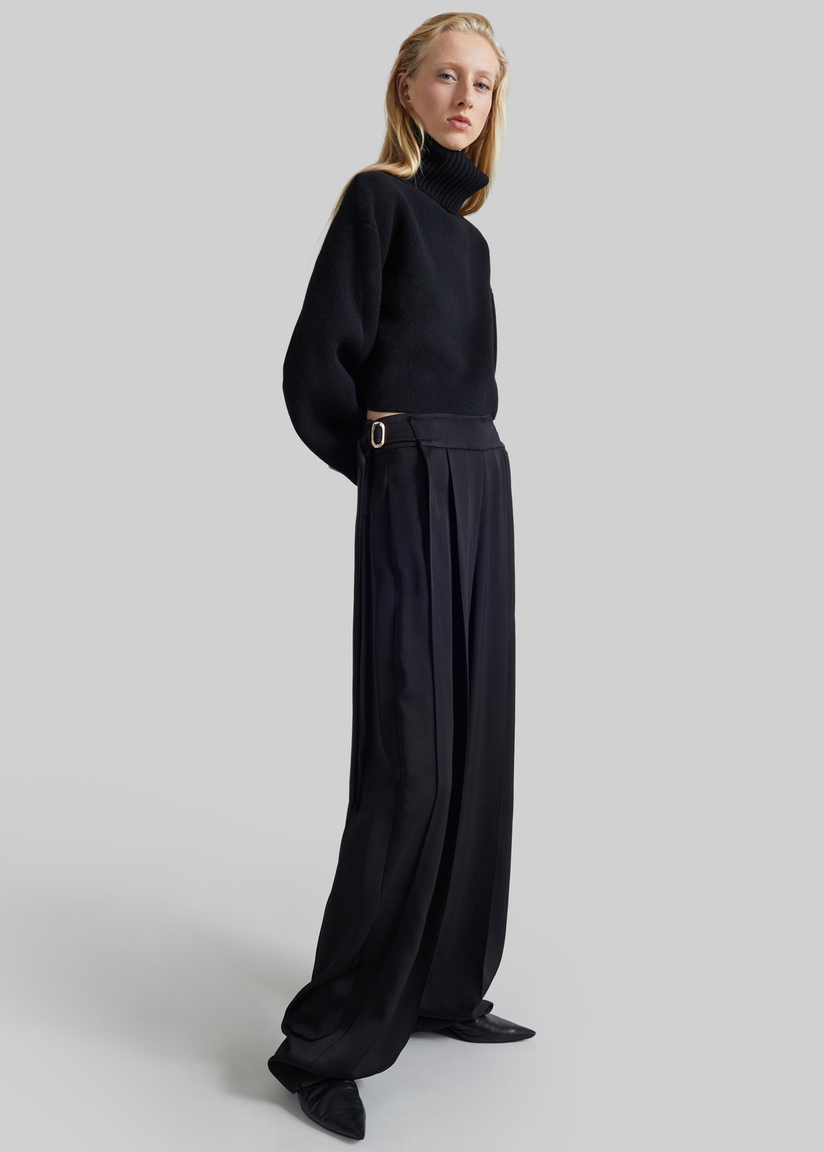 Elly Balloon Sleeve Turtleneck Sweater - Black