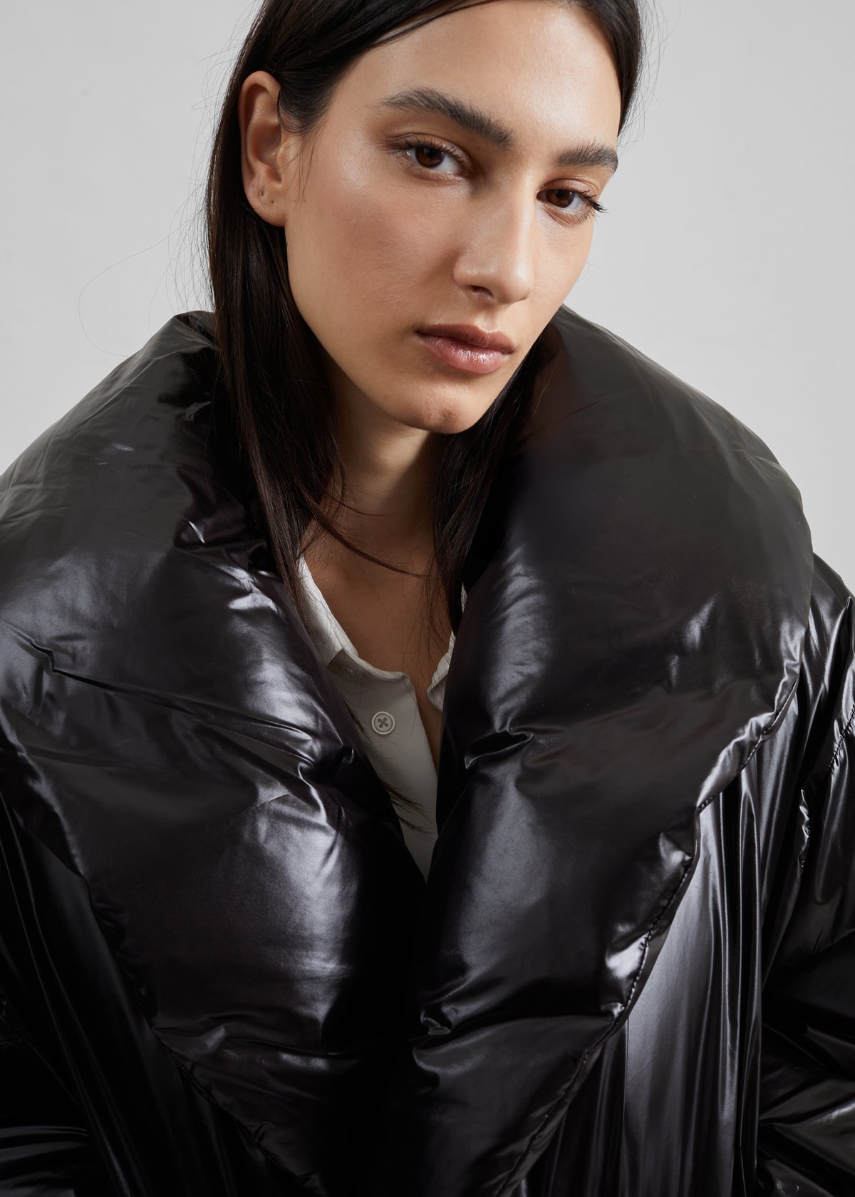 Elren Shawl Collar Cropped Puffer Jacket - Black