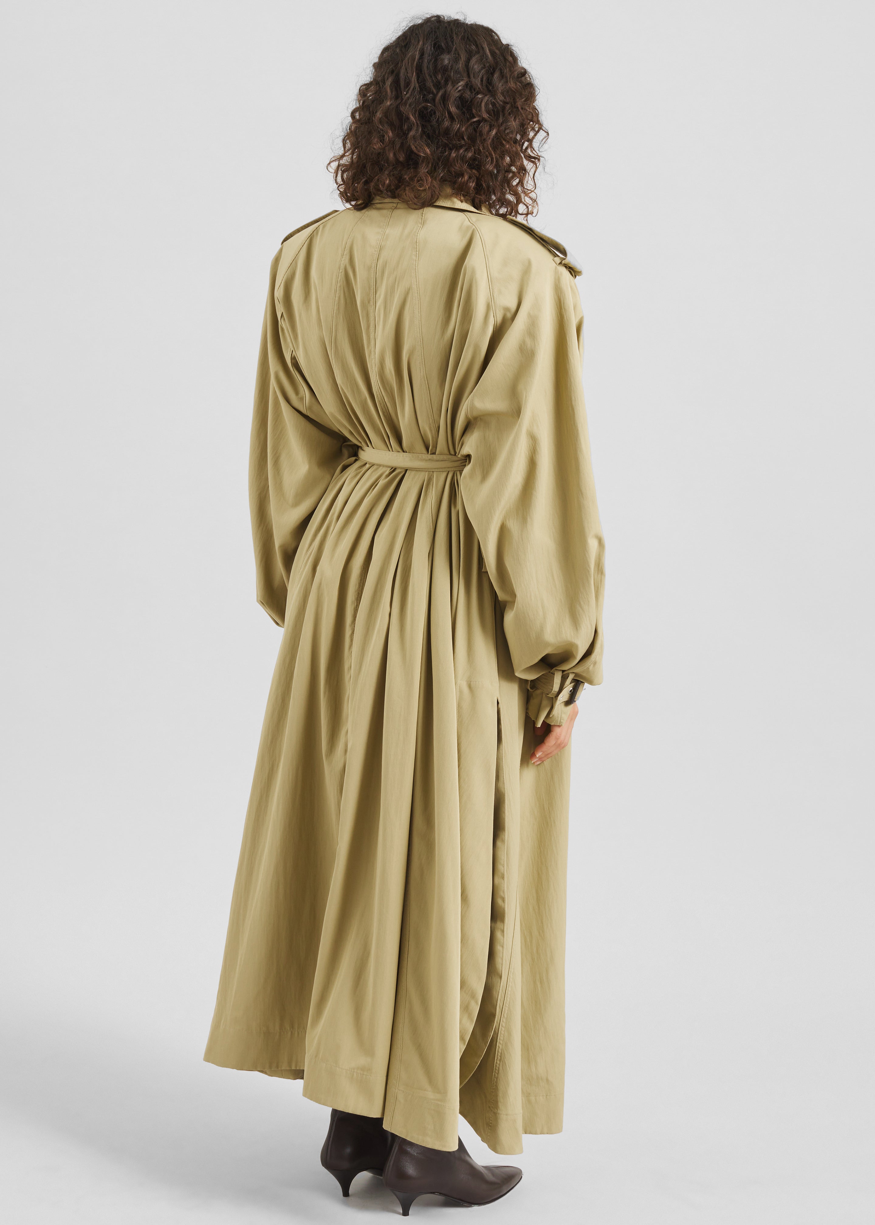 Elsdon Fluid Long Trench - Camel – The Frankie Shop