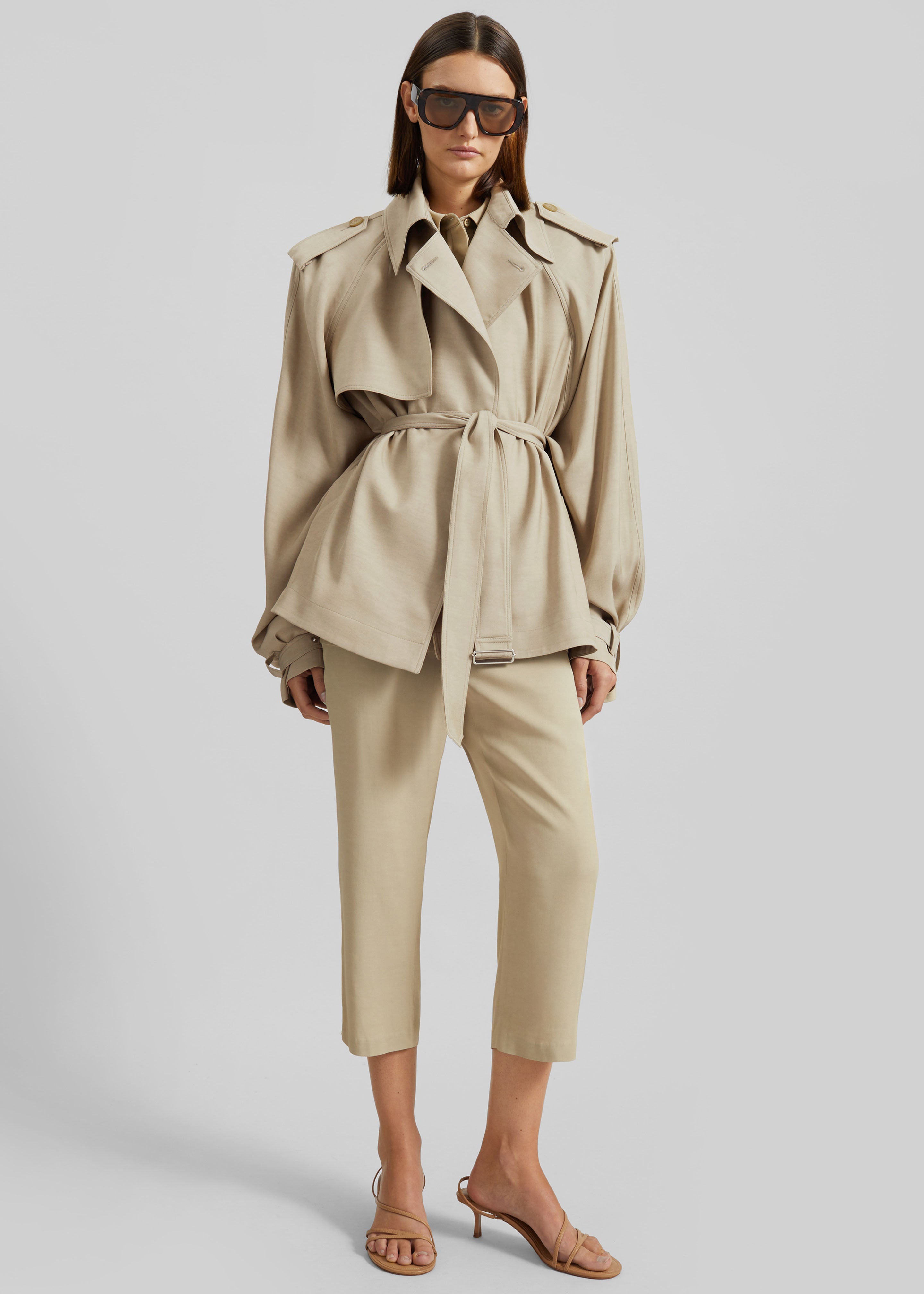 Elva Fluid Short Trench - Beige - 9