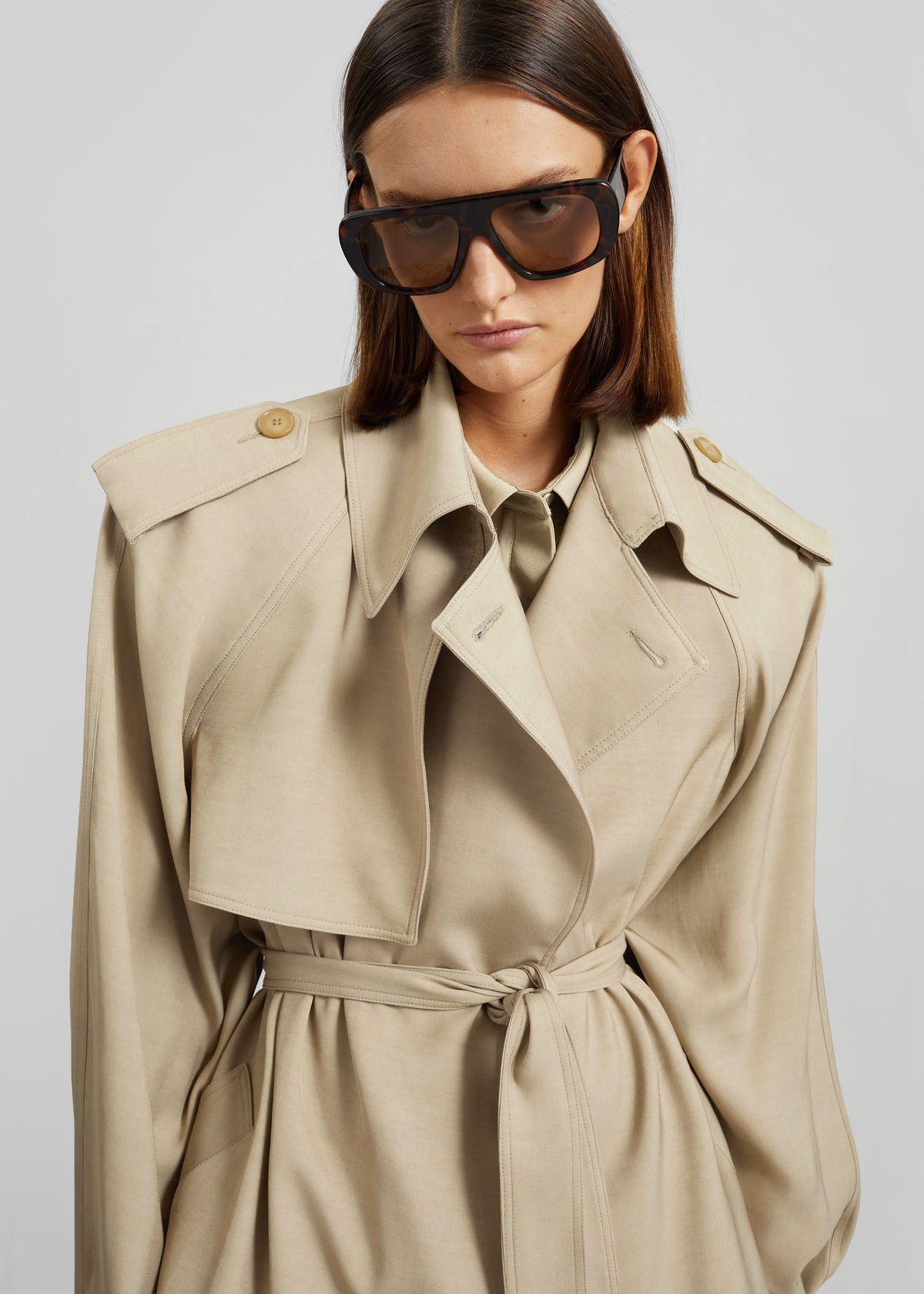 Elva Fluid Short Trench - Beige - 10