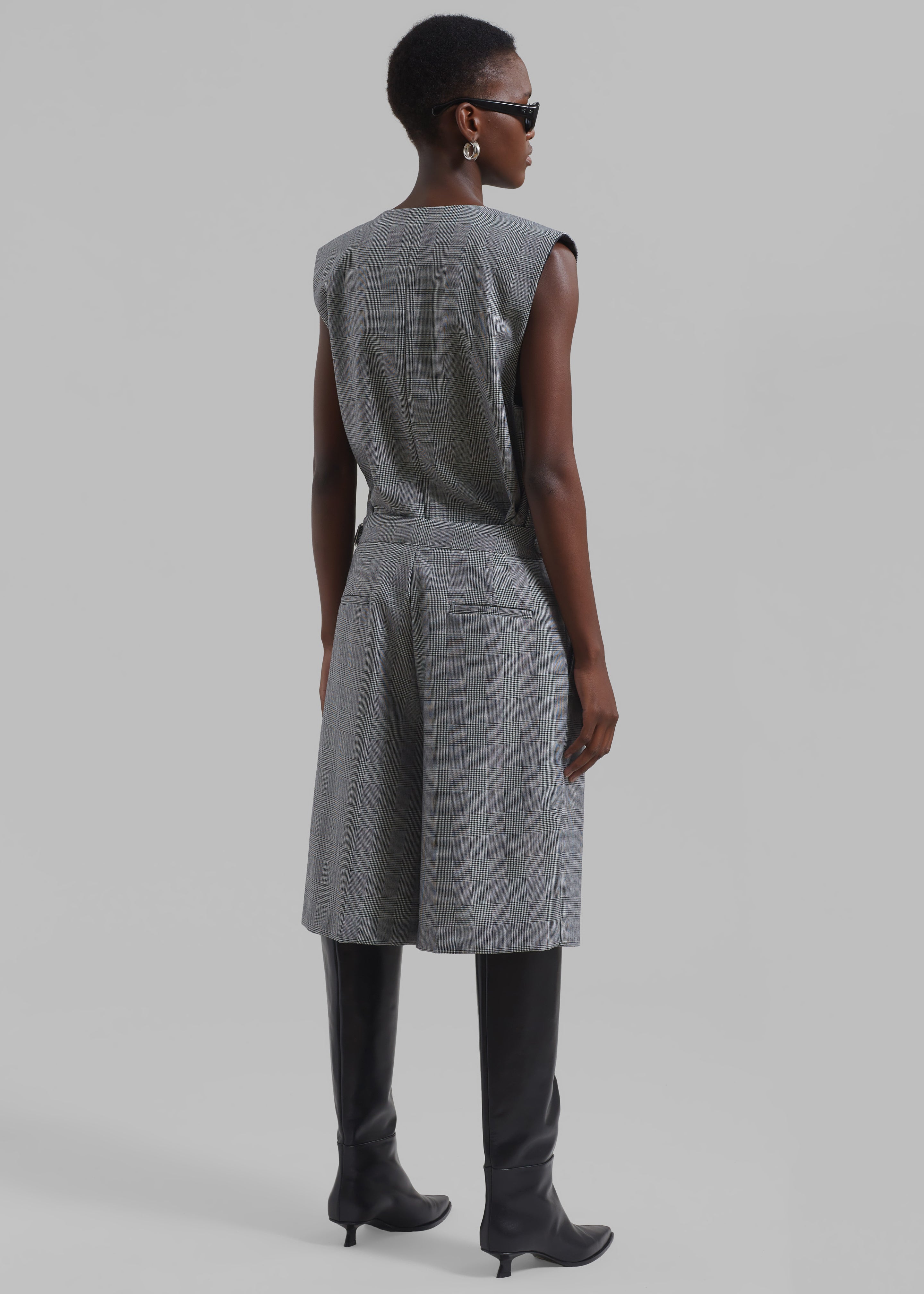 Essie Wool Bermuda Shorts - Light Grey Plaid - 9