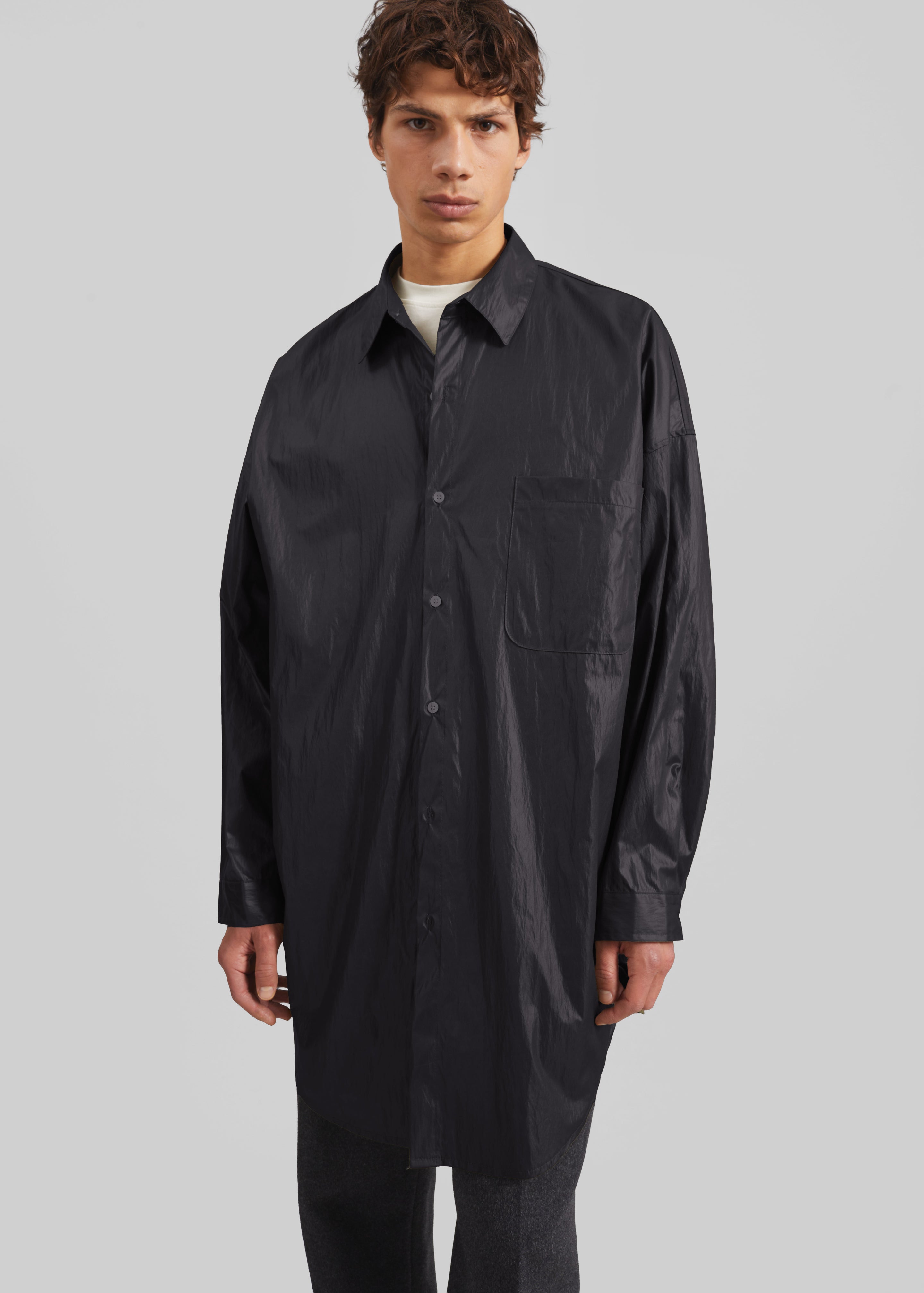 Etah Lustrous Oversized Shirt - Black - 4