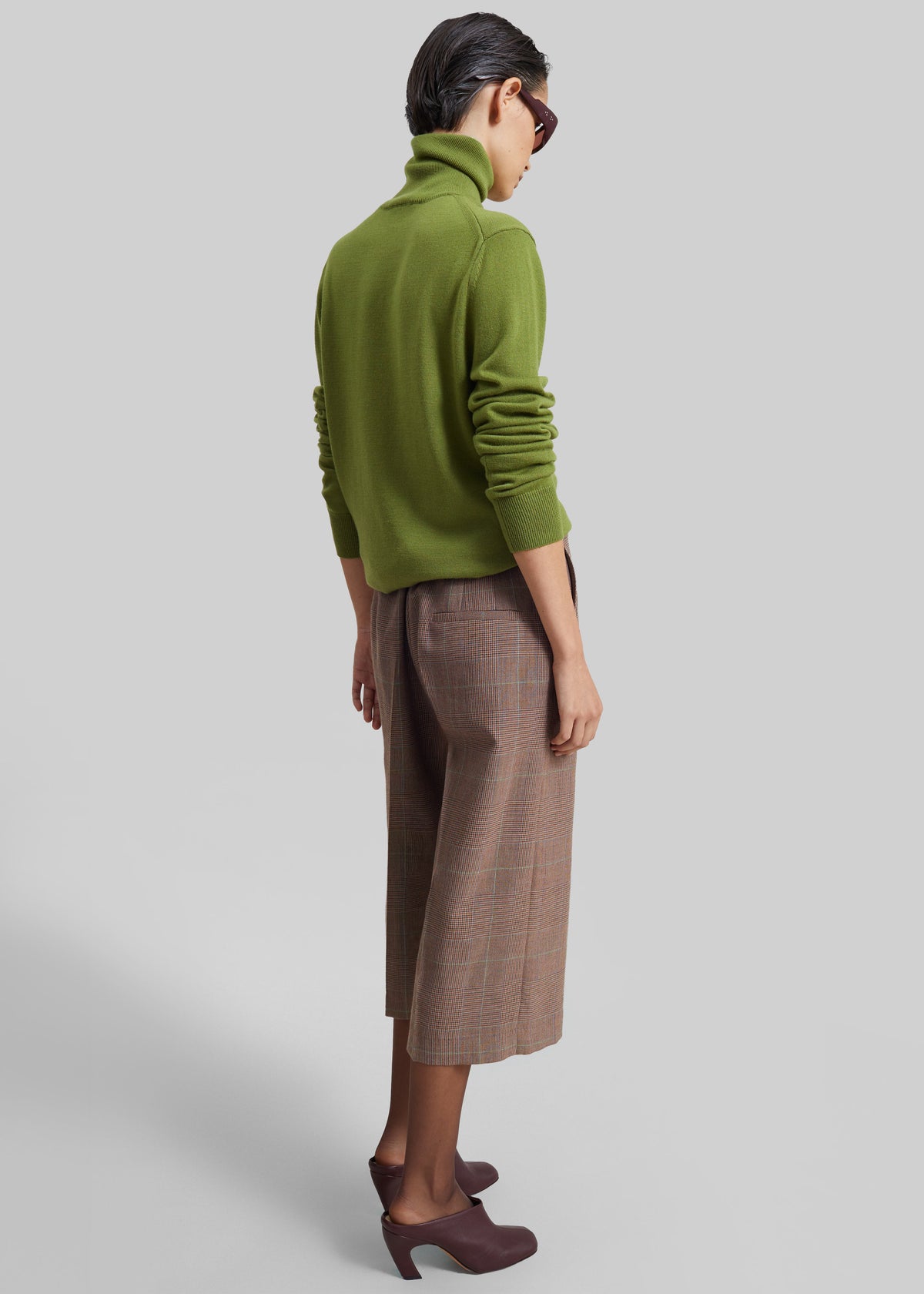 Eve Thin Turtleneck Sweater - Army Green