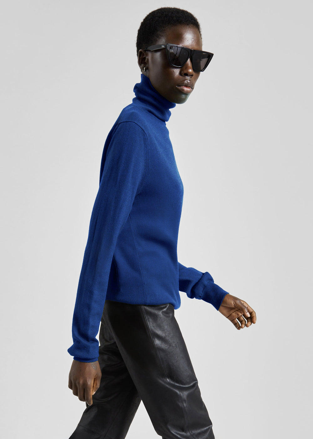 Eve Thin Turtleneck Sweater - Blue - 1