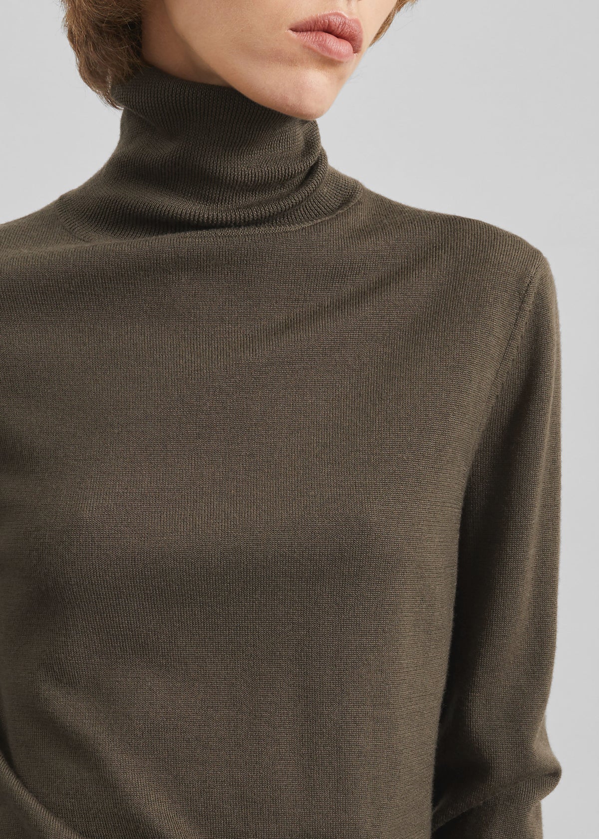 Eve Thin Turtleneck Sweater - Olive - 5