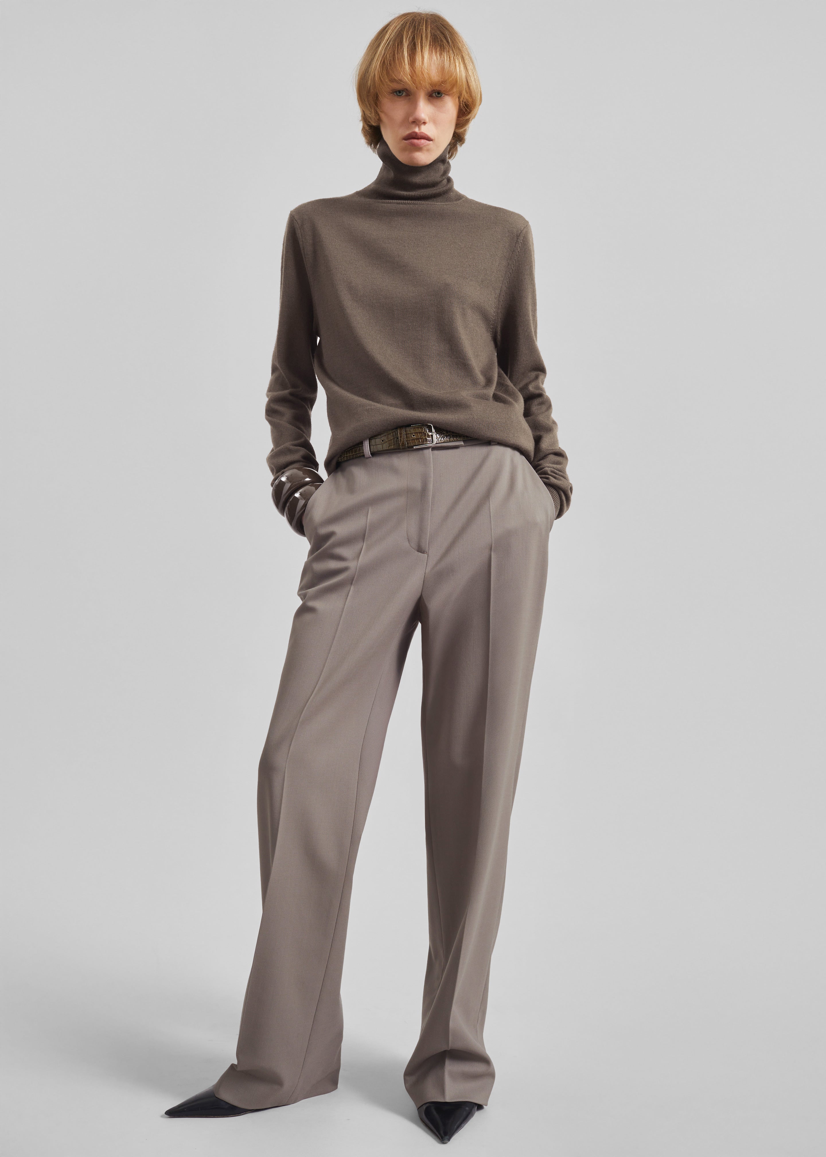 Eve Thin Turtleneck Sweater - Dark Taupe - 4