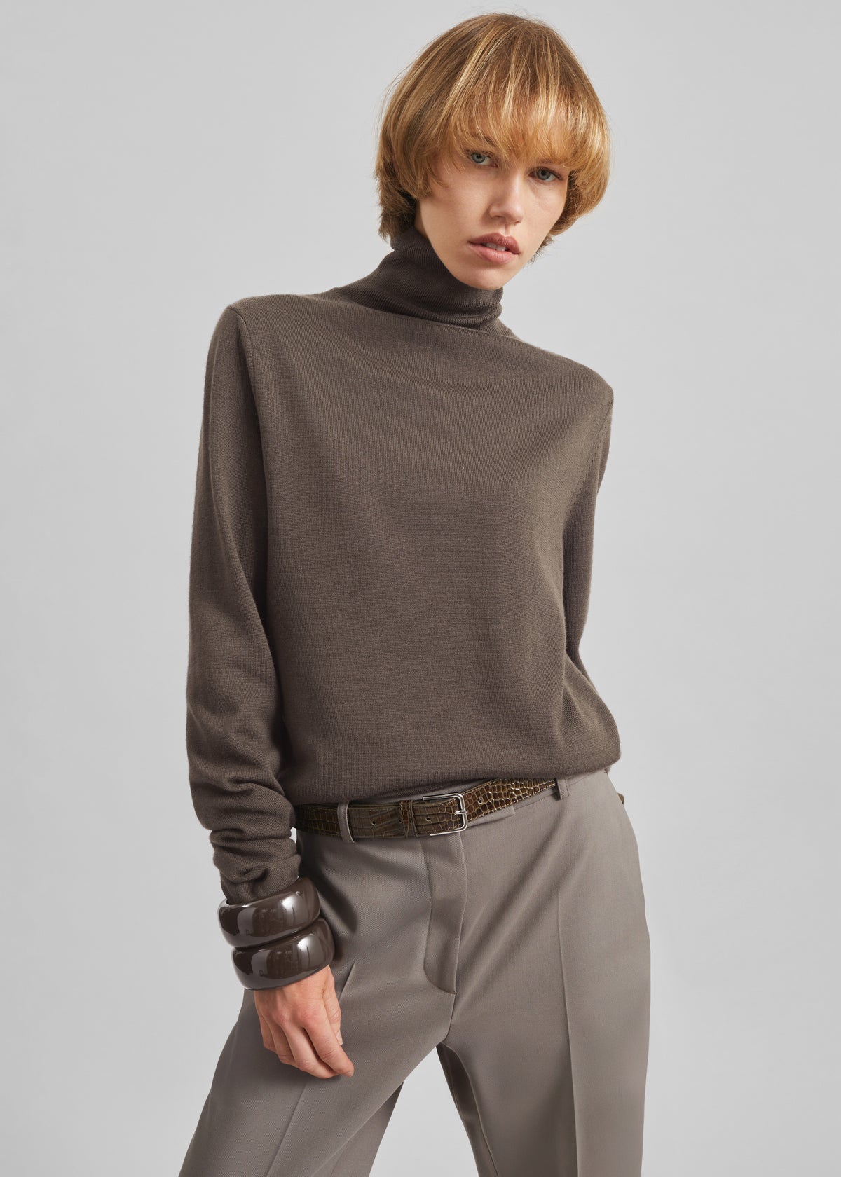 Eve Thin Turtleneck Sweater - Dark Taupe - 1
