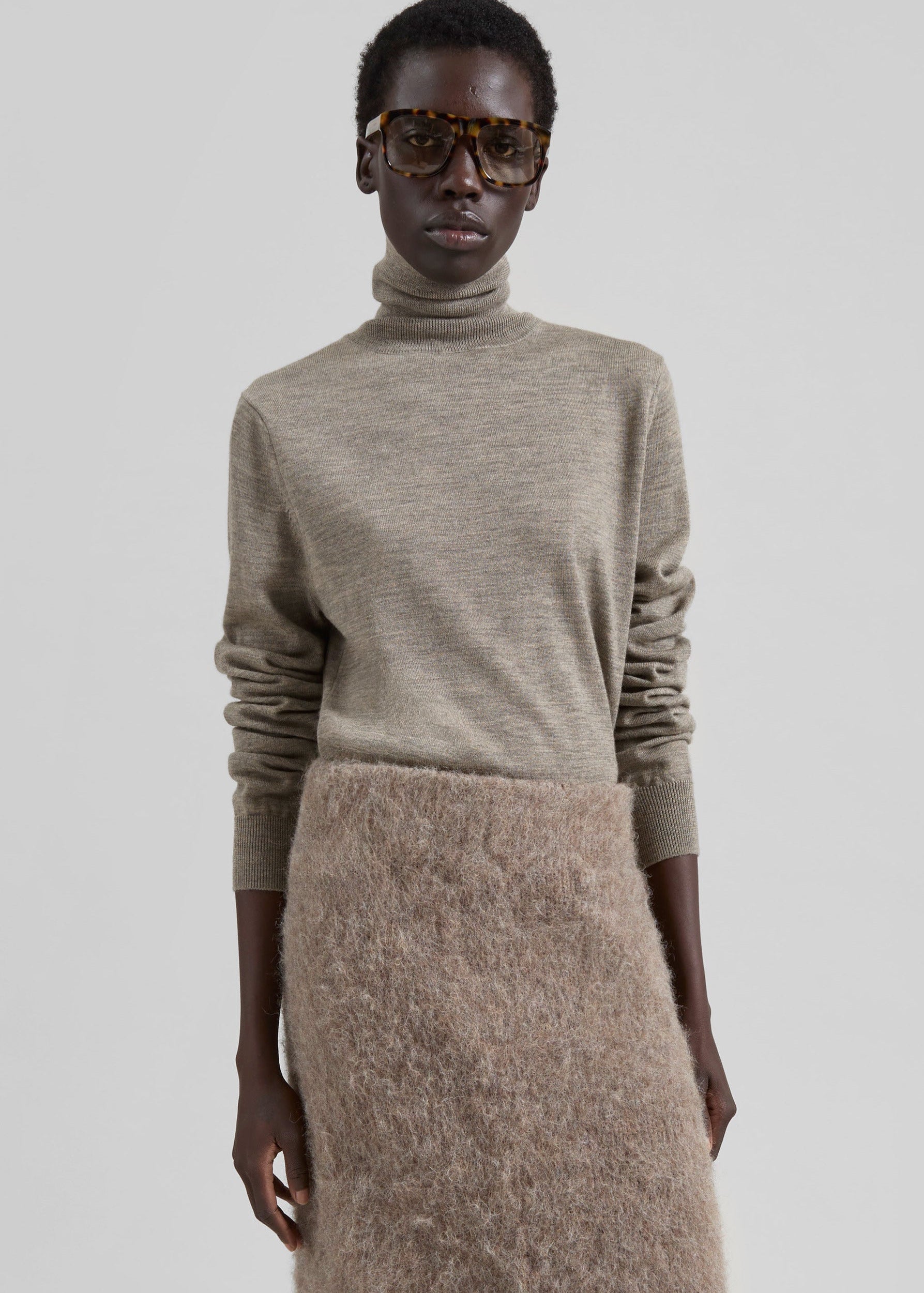 Eve Thin Turtleneck Sweater - Taupe - 1