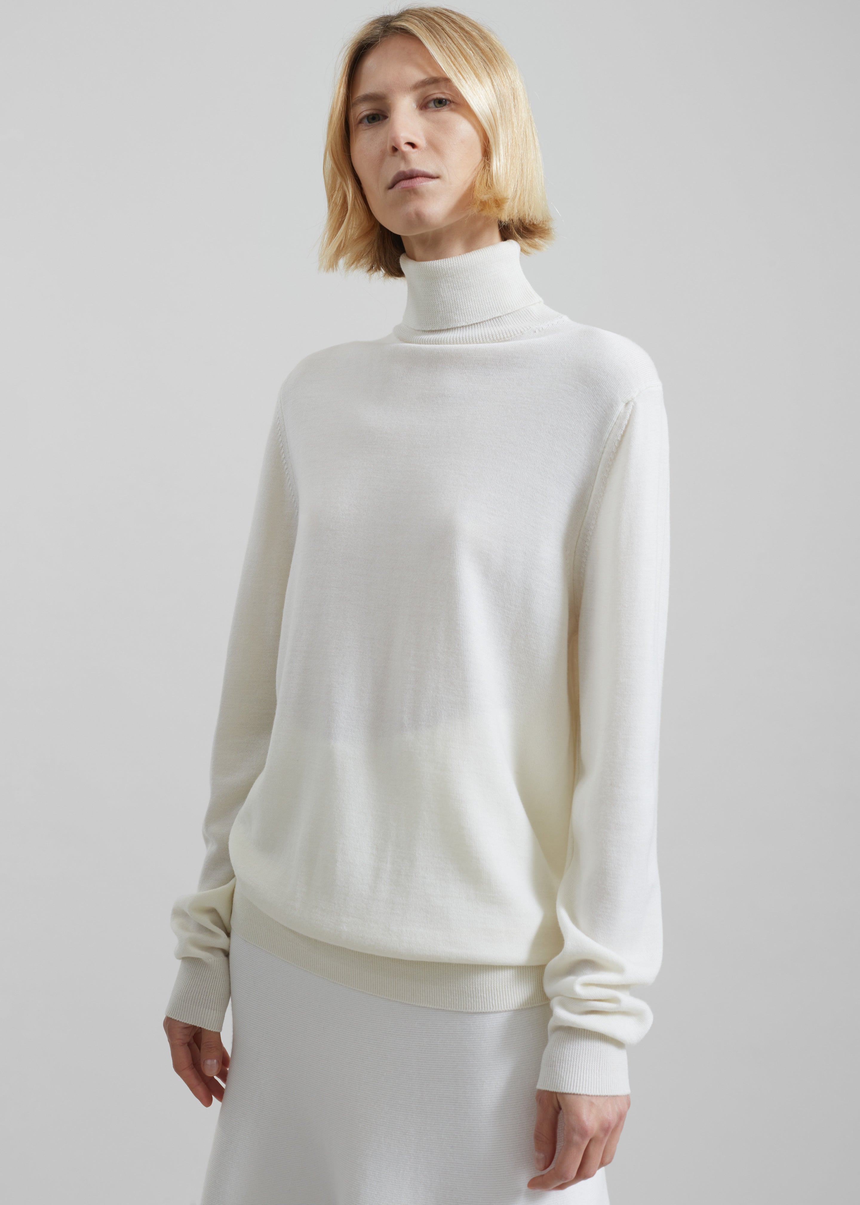 Eve Thin Turtleneck Sweater Ivory