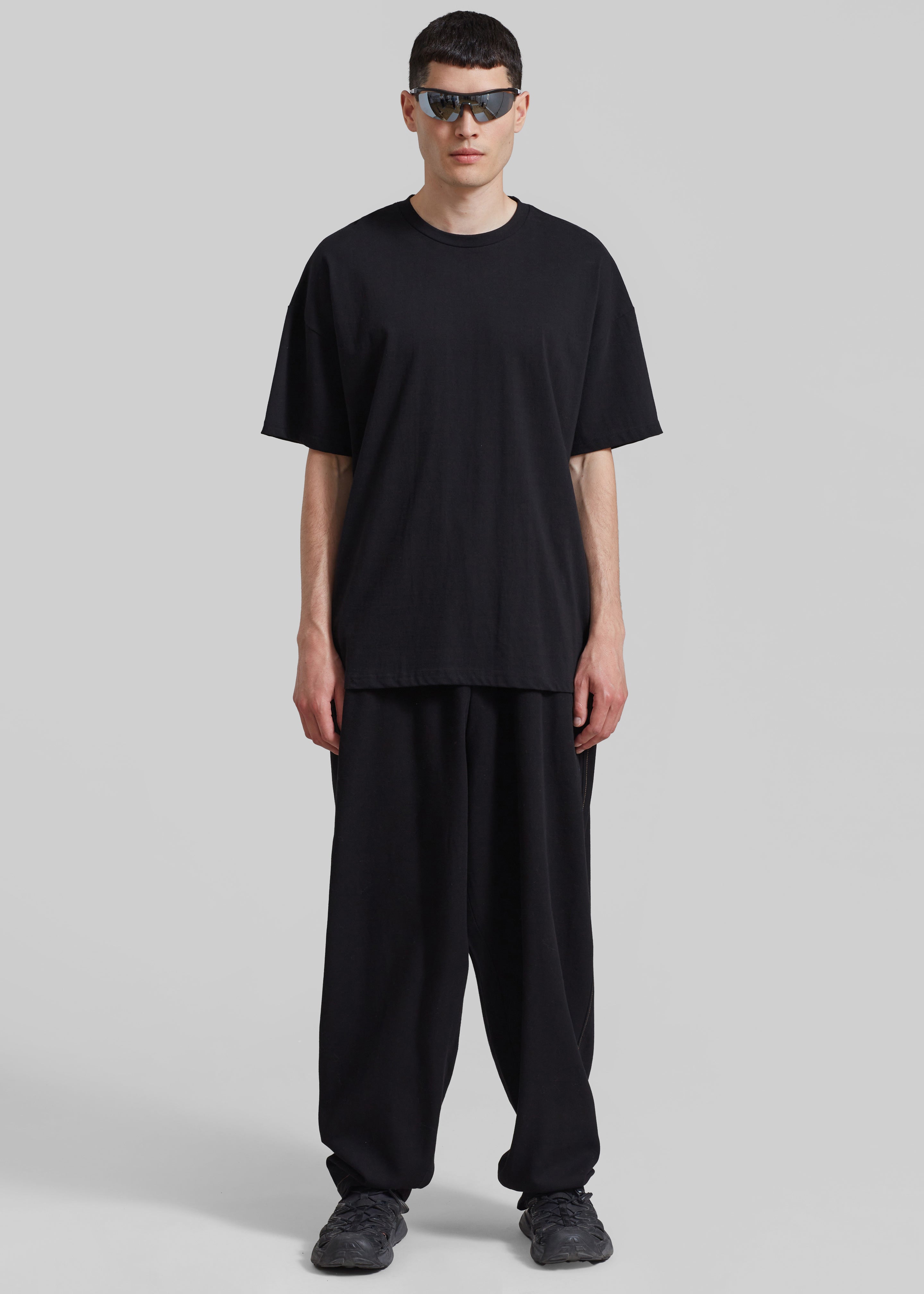 Faro Boxy Tee - Black – The Frankie Shop