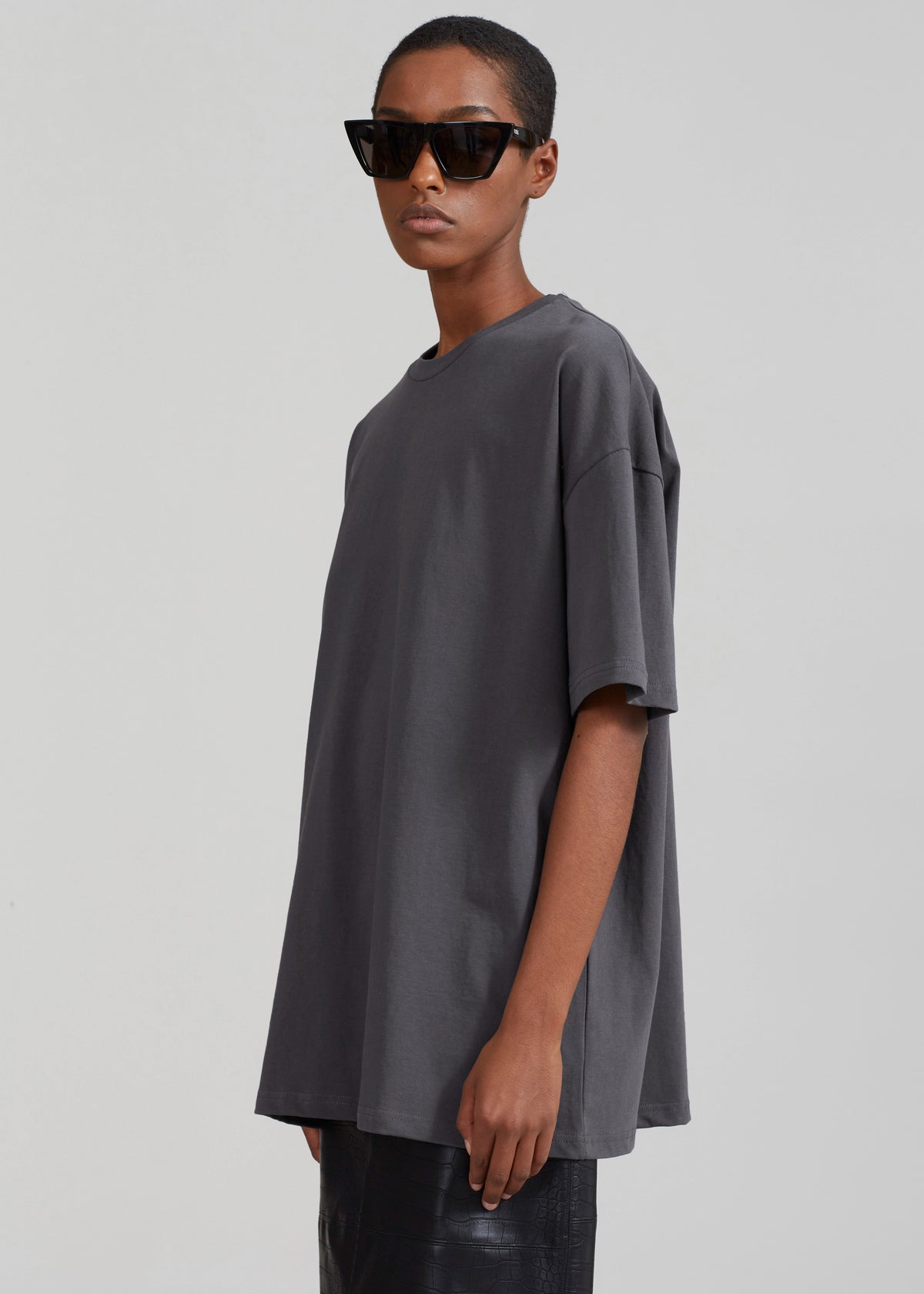Faro Boxy Tee - Charcoal - 3