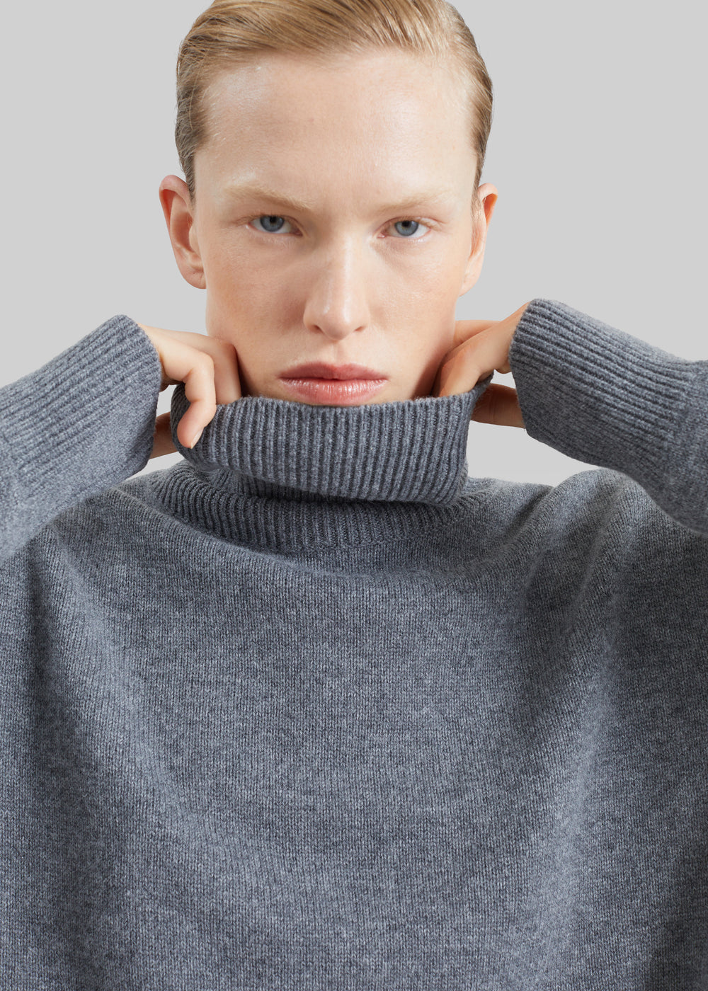 Gala Padded Knit Turtleneck - Dark Grey - 1