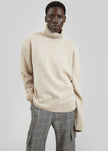 Gala Padded Knit Turtleneck - Light Beige