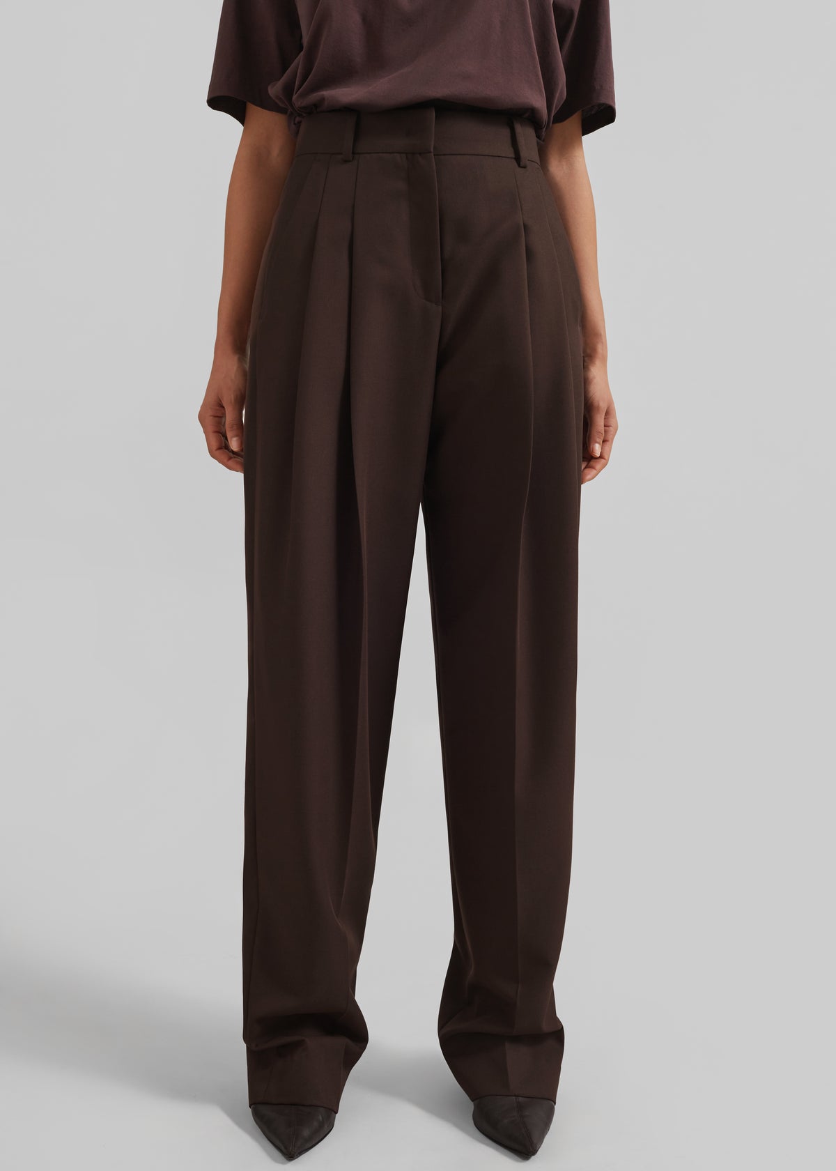 The Frankie Shop Gelso Pleated Twill Trousers - Brown