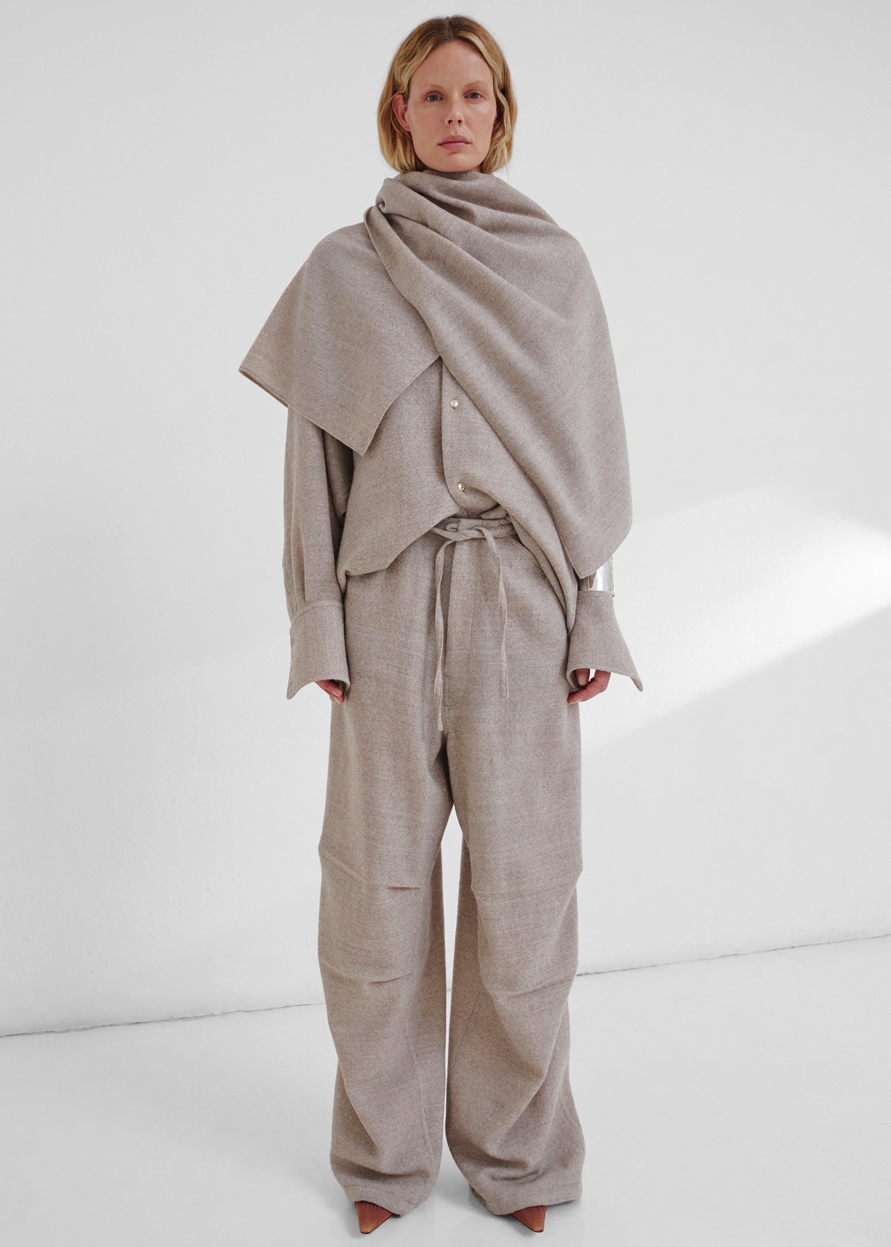 Darkpark Georgia Detachable Scarf Japanese Light Wool Shirt - Beige - 2