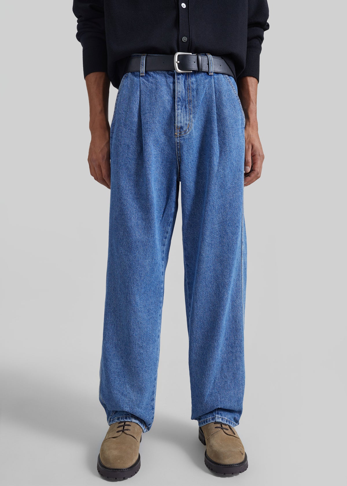 Germain  Pleated Jeans - Medium Wash